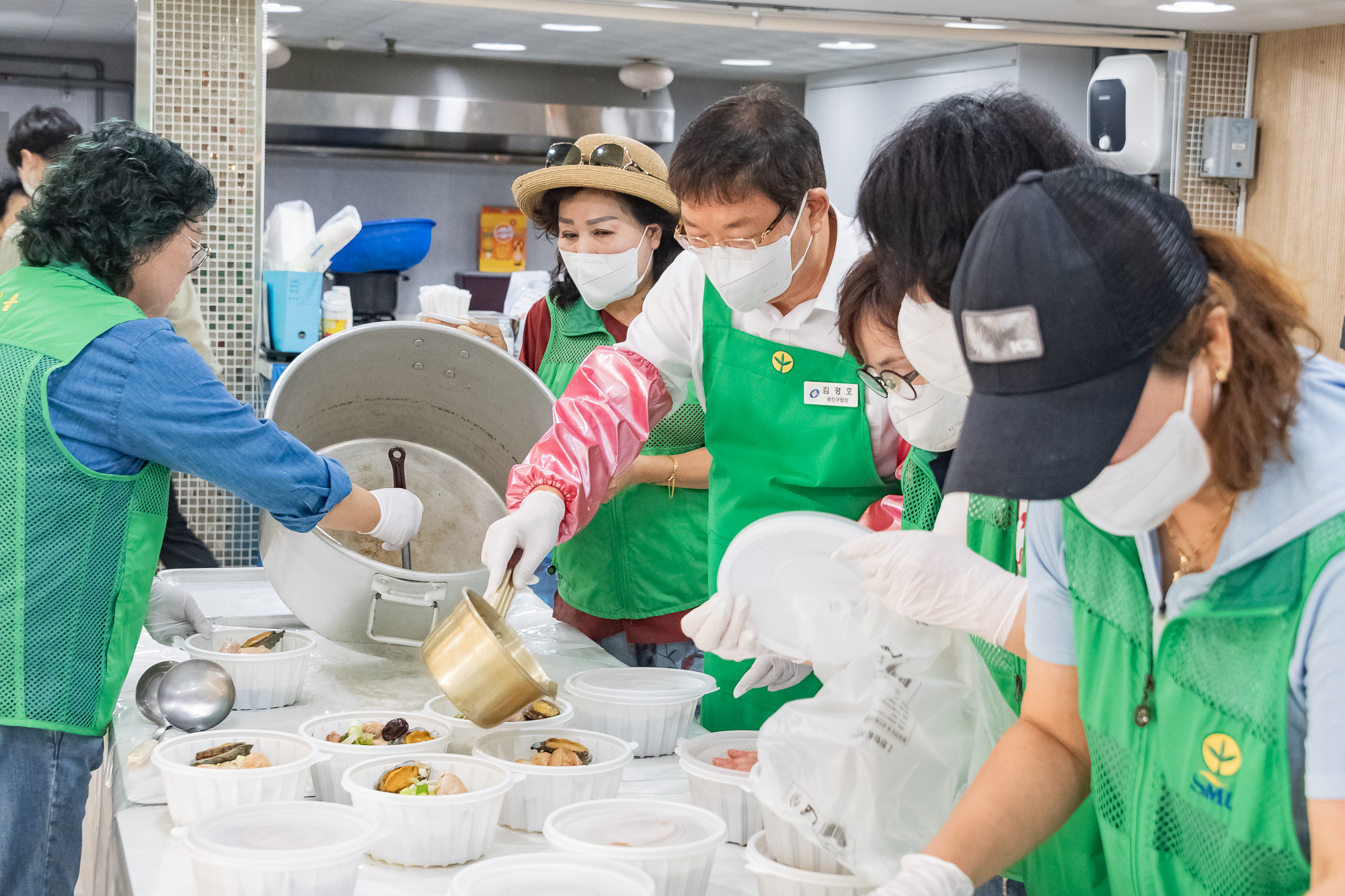 20240710-중곡2동 새마을부녀회 삼계탕 나누기