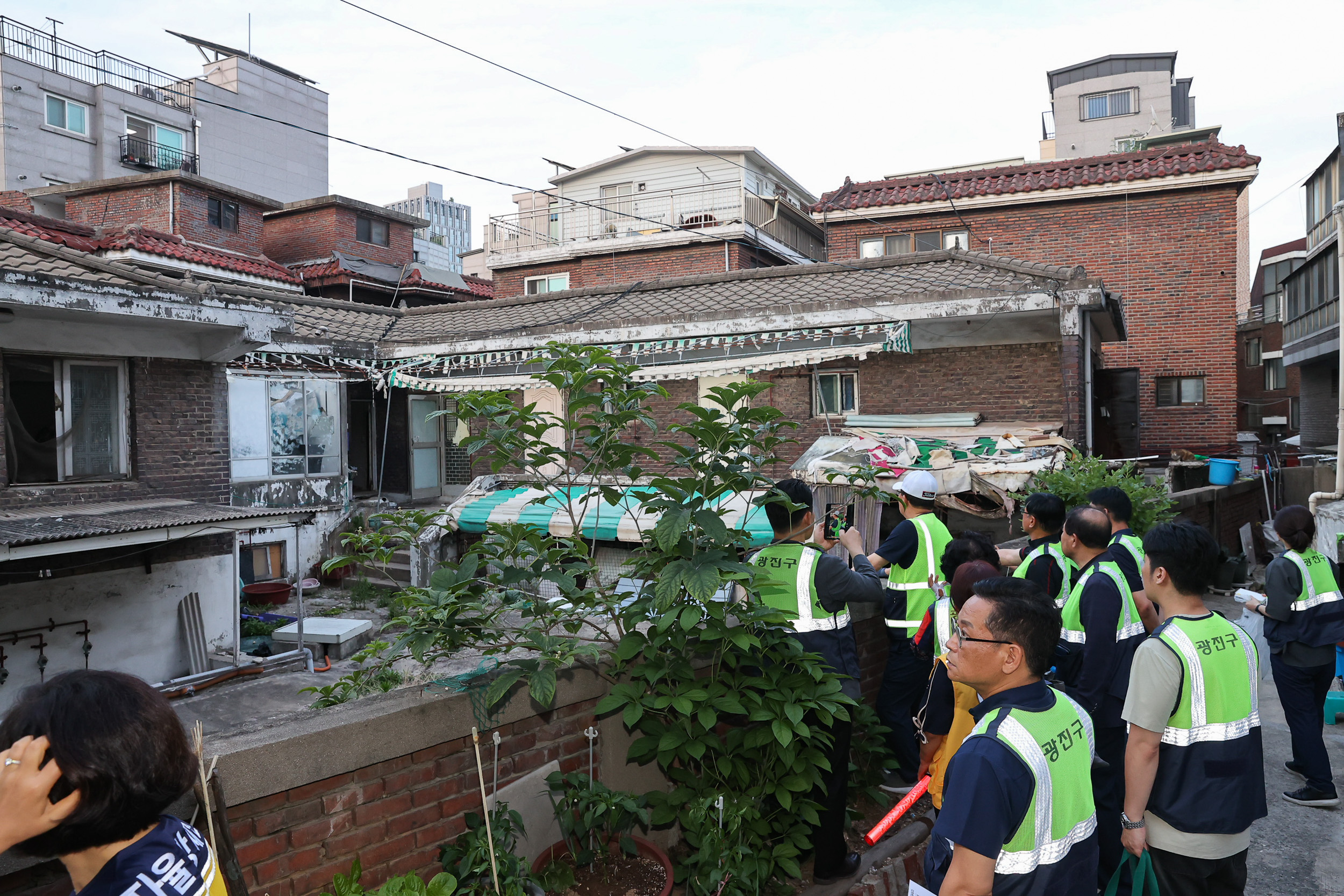 20240611-2024 광진구 주민합동 야간순찰 240611_0069_G_111018.jpg