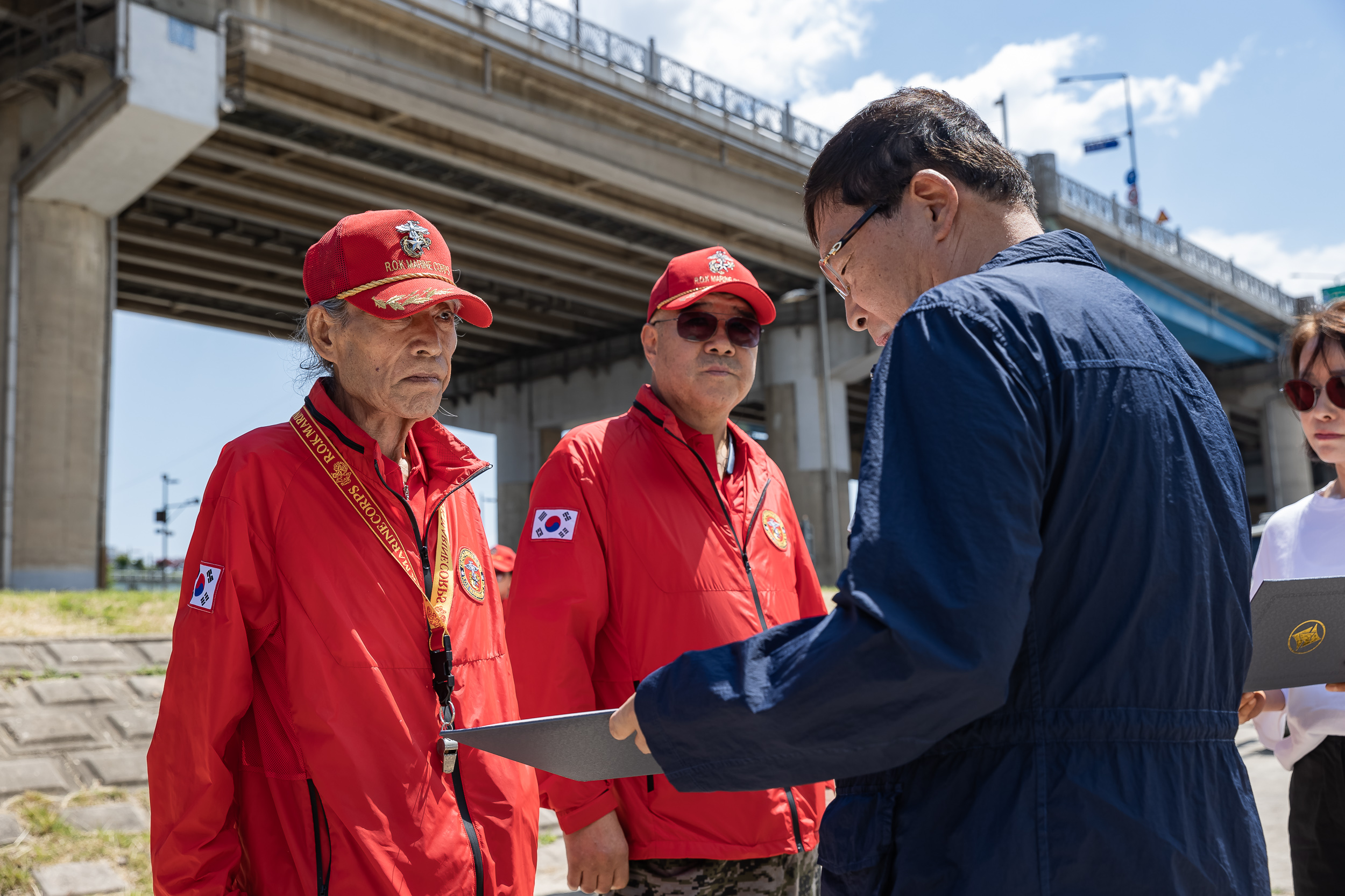 20240616-해병대 광진구지회 수질보전 활동 한강수중정화 240616_0126_G_110149.jpg