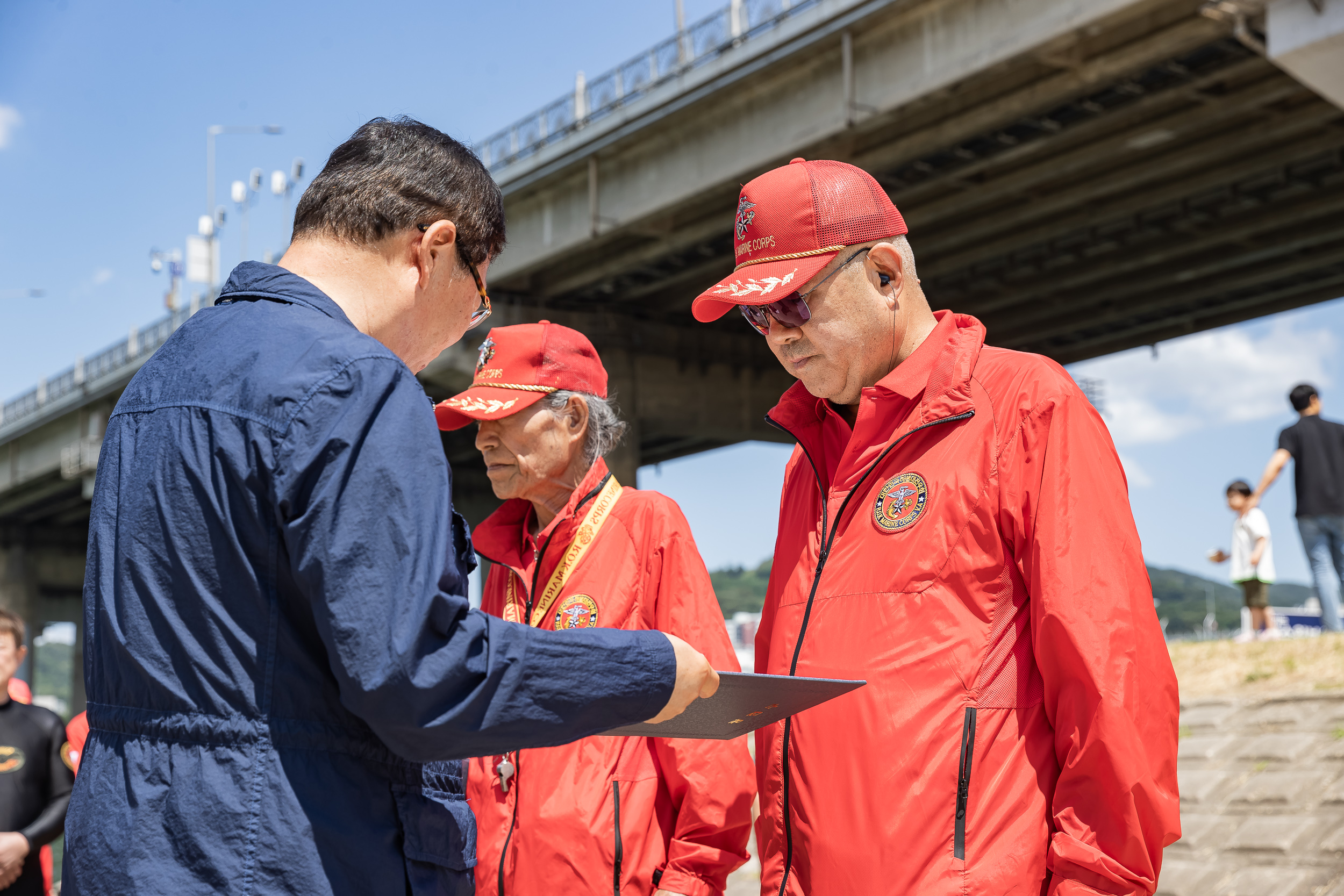 20240616-해병대 광진구지회 수질보전 활동 한강수중정화 240616_0152_G_110150.jpg