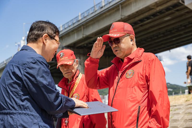 20240616-해병대 광진구지회 수질보전 활동 한강수중정화 240616_0161_G_110150.jpg