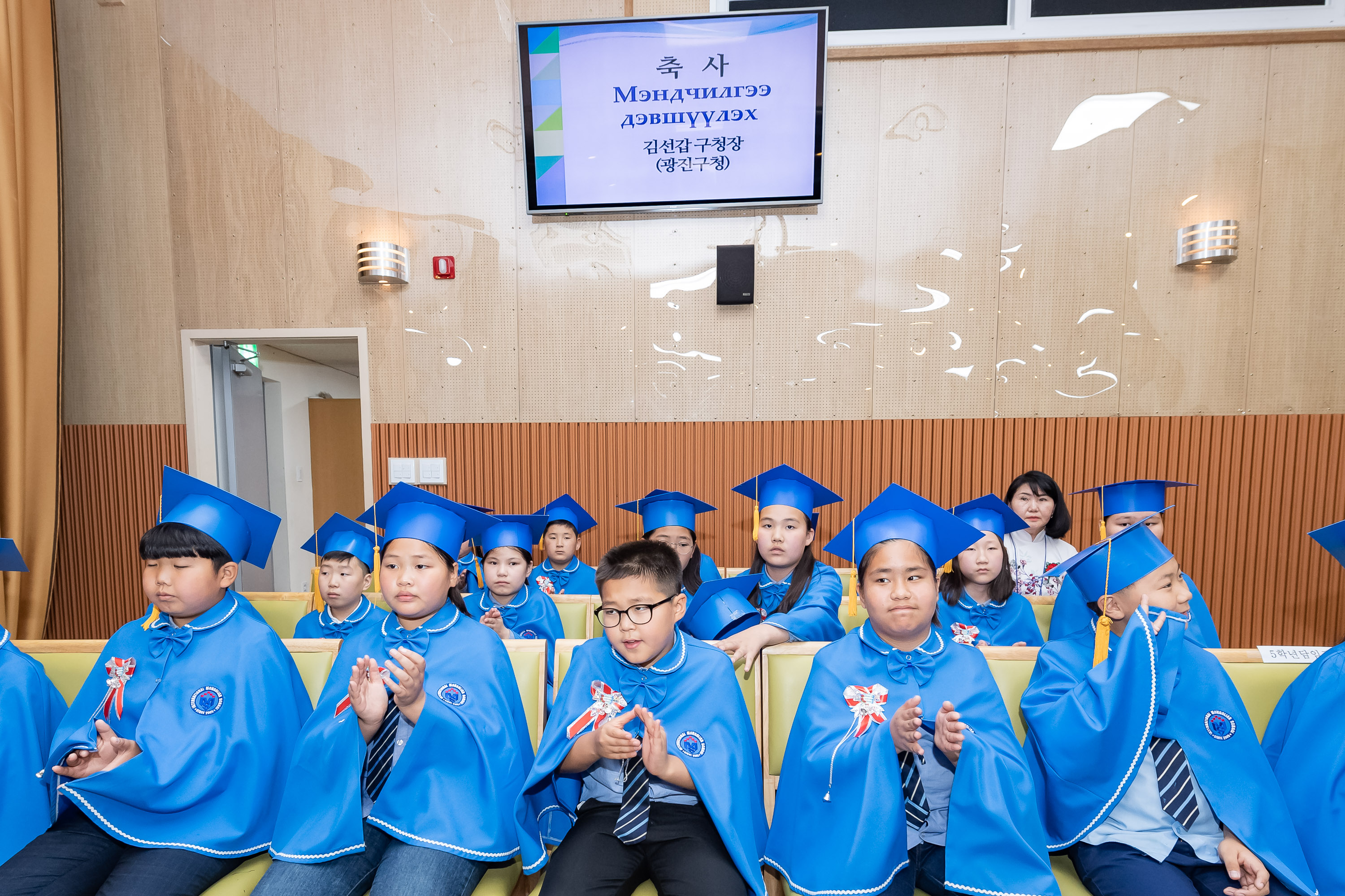 20190611-재한몽골학교 졸업식 20190611-75603_S_192357.jpg