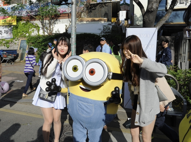 20150505-제4회 서울동화축제- 거리공연 117647.JPG