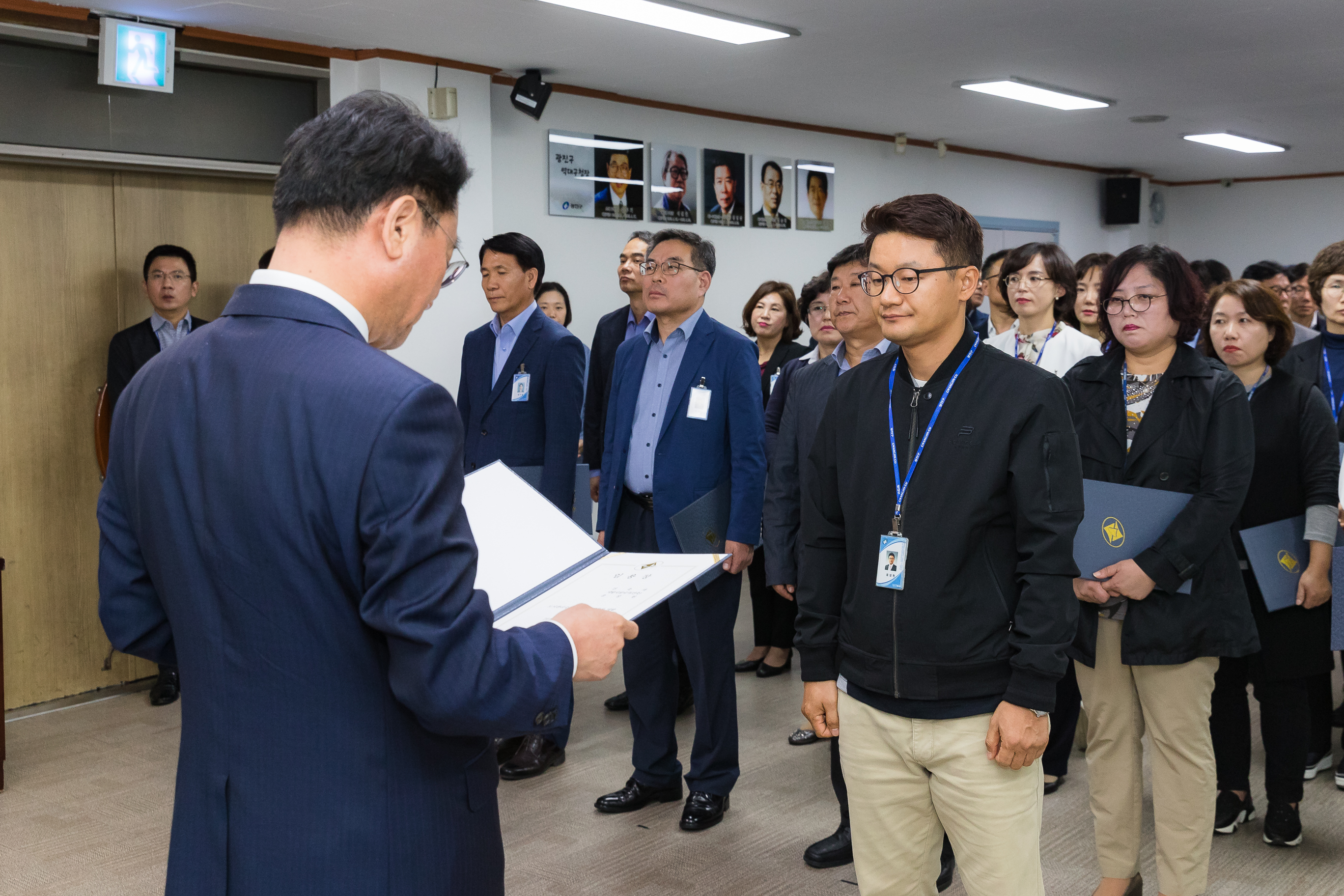 20181005-5급 이하 공무원 임용장 수여식 176392.jpg