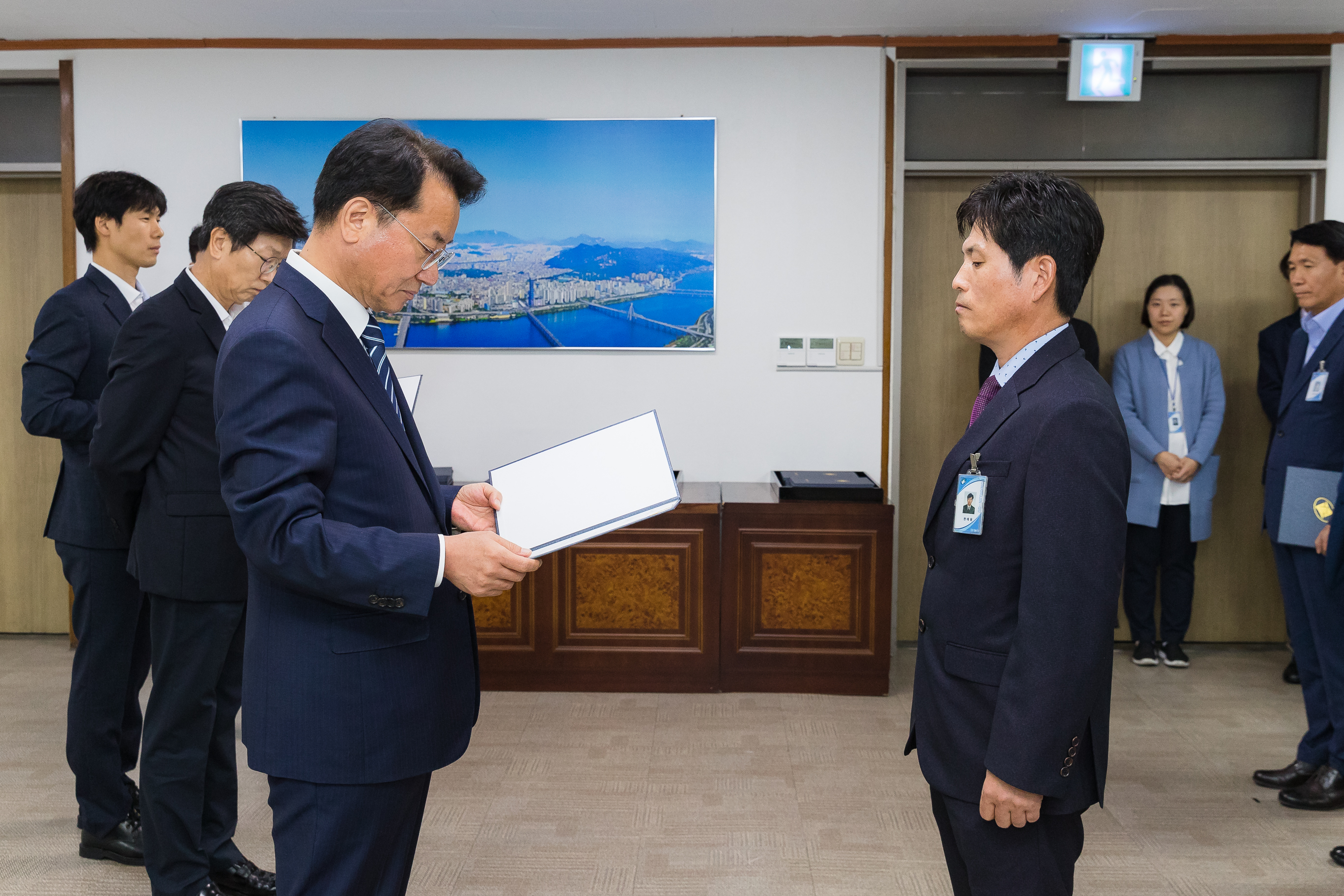 20181005-5급 이하 공무원 임용장 수여식 176243.jpg