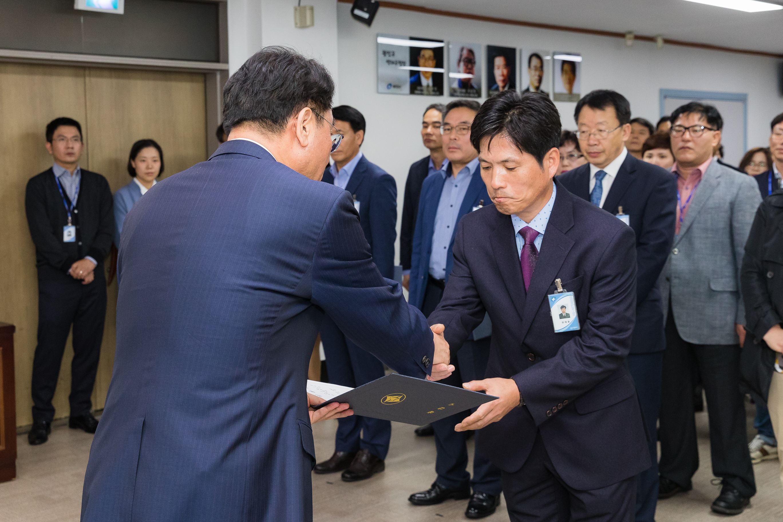 20181005-5급 이하 공무원 임용장 수여식 176244.jpg
