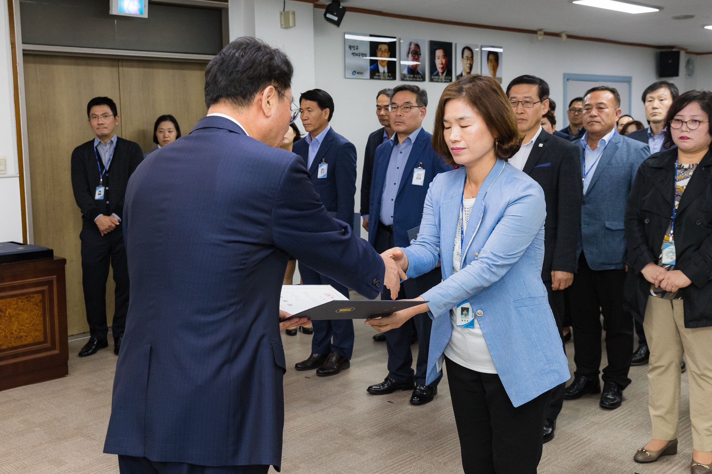 20181005-5급 이하 공무원 임용장 수여식 176256.jpg