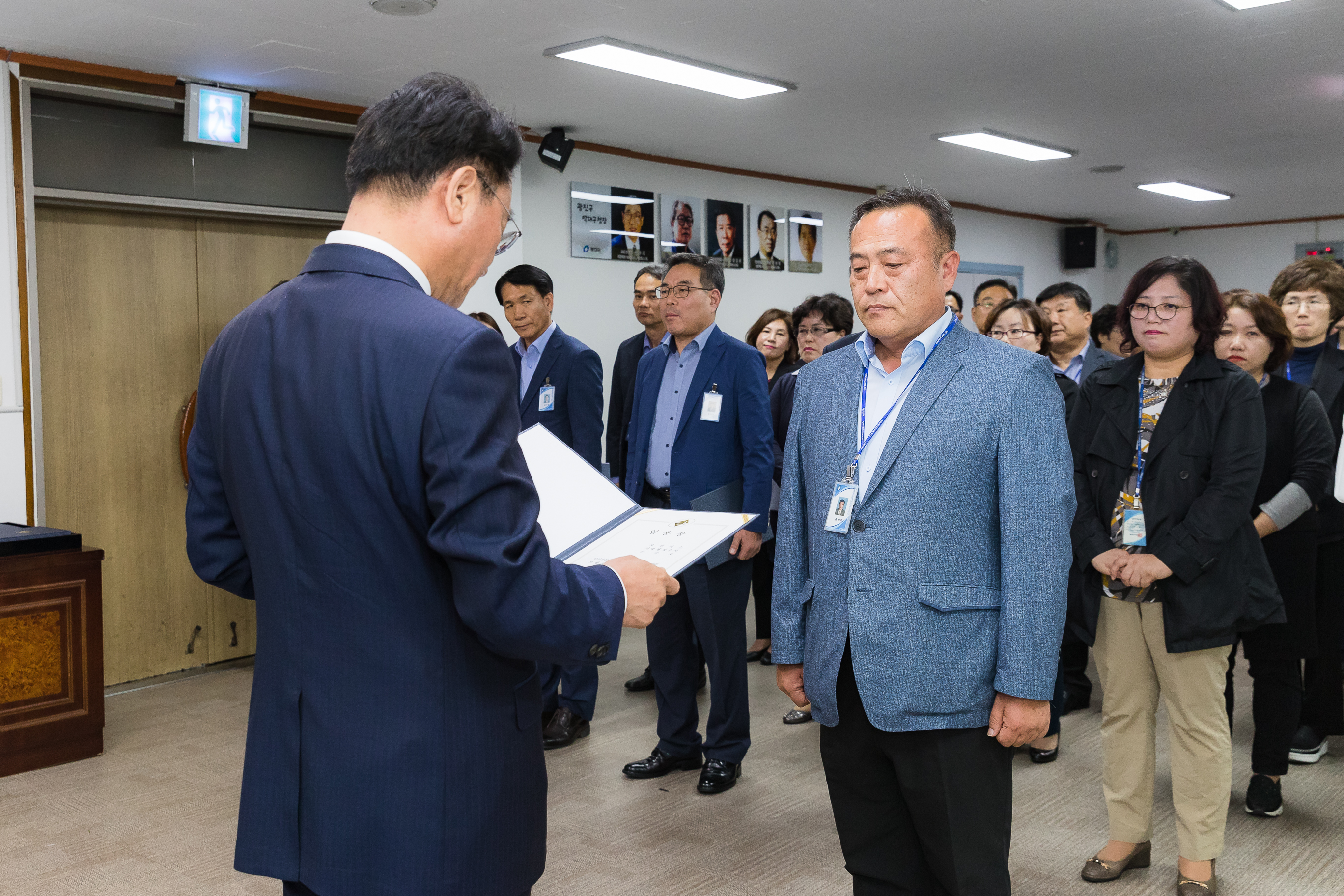 20181005-5급 이하 공무원 임용장 수여식 176260.jpg
