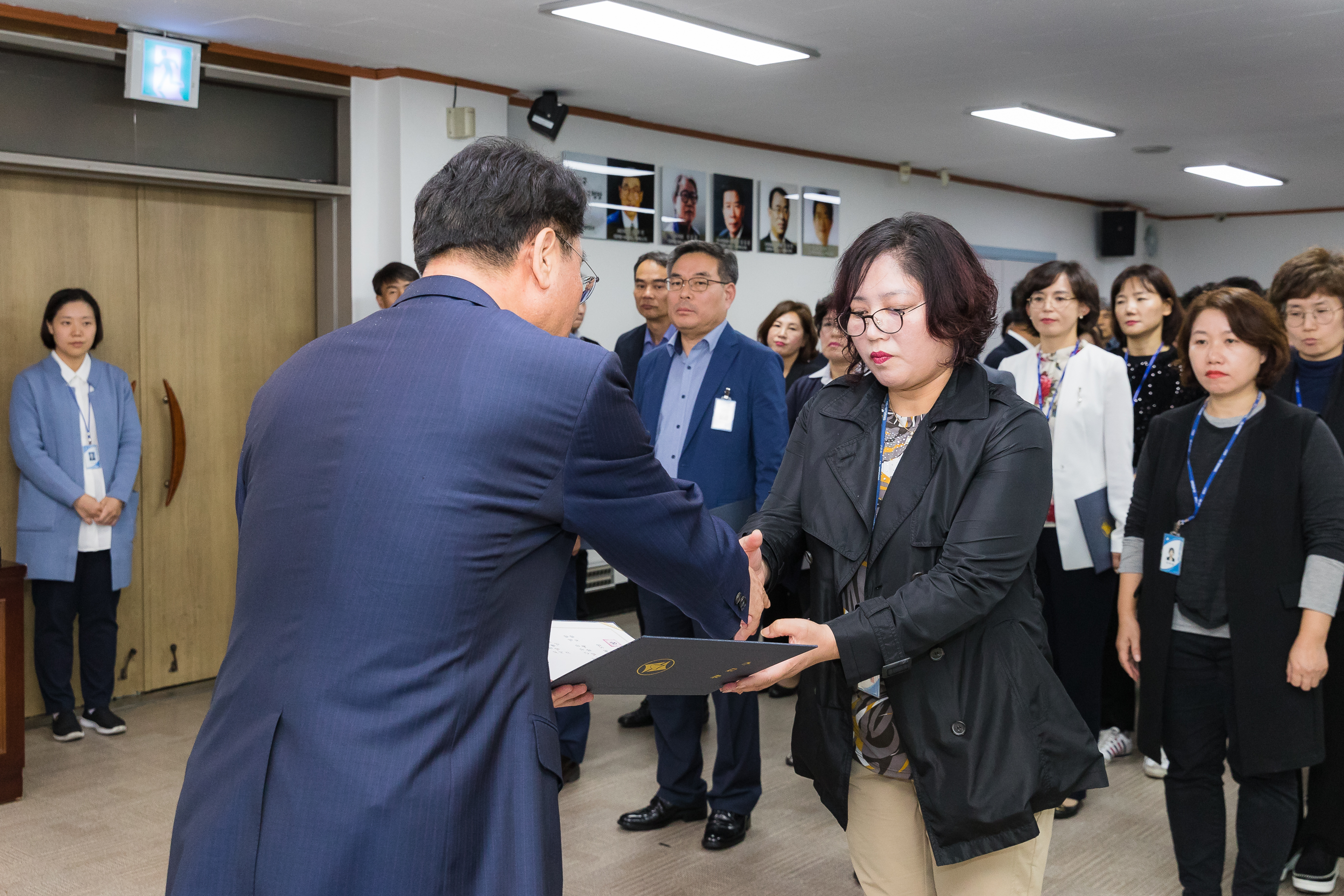 20181005-5급 이하 공무원 임용장 수여식 176271.jpg
