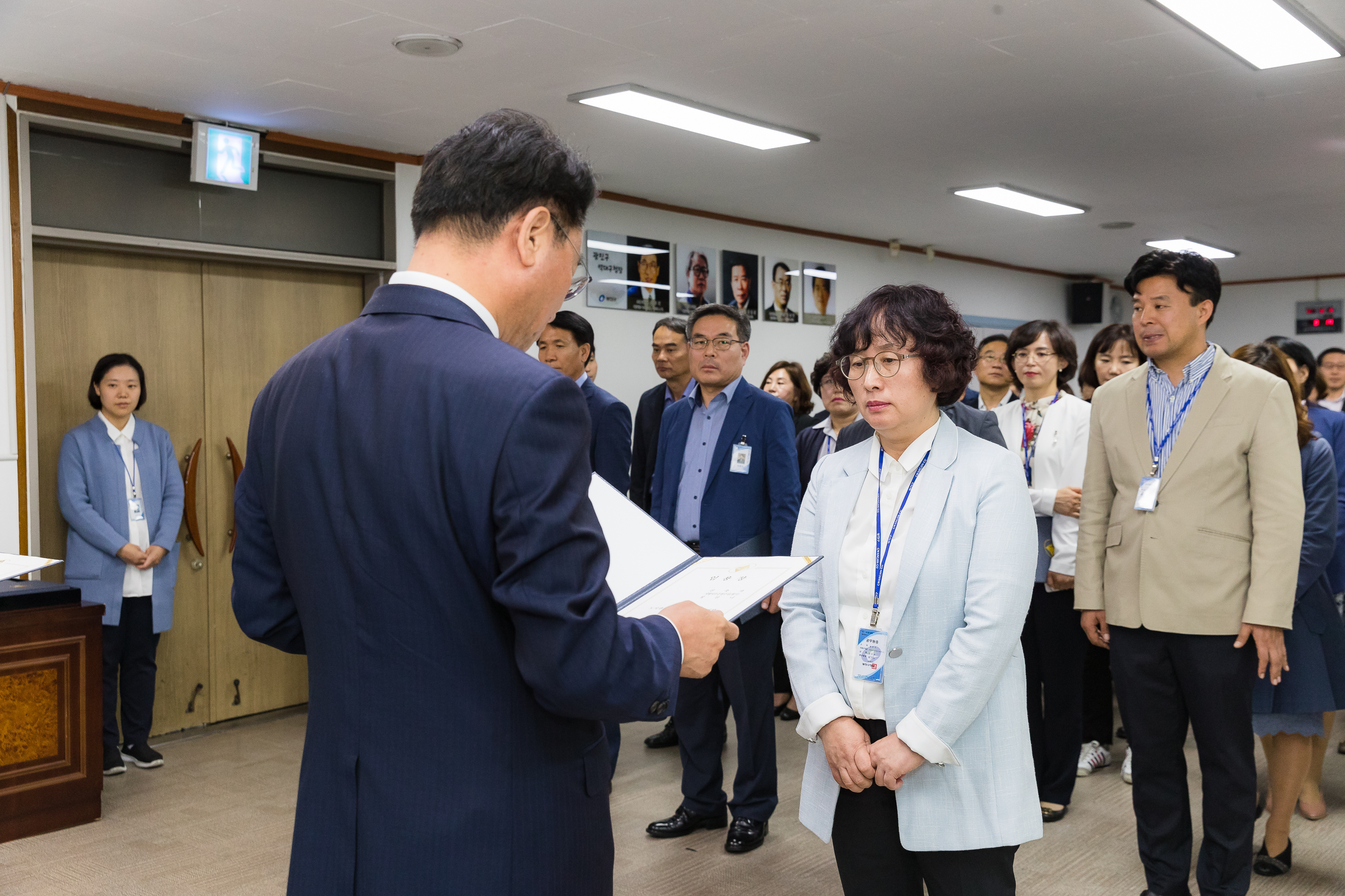 20181005-5급 이하 공무원 임용장 수여식 176289.jpg