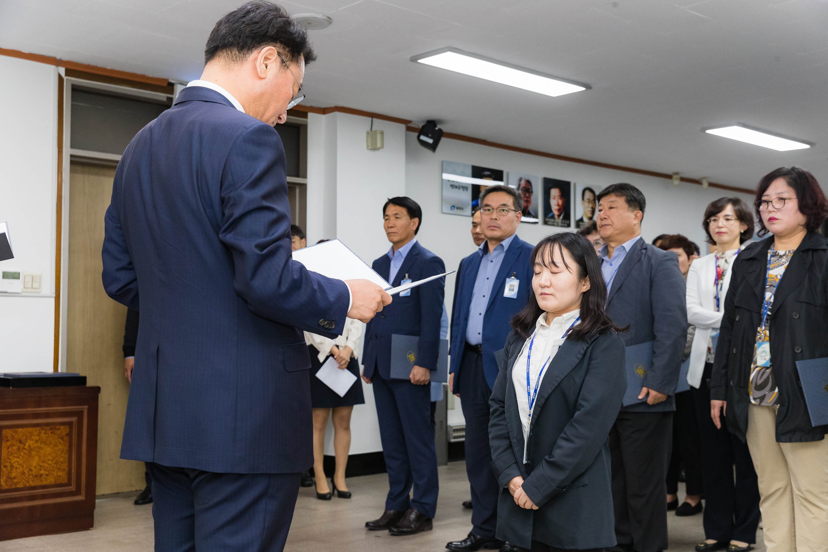 20181005-5급 이하 공무원 임용장 수여식 176307.jpg