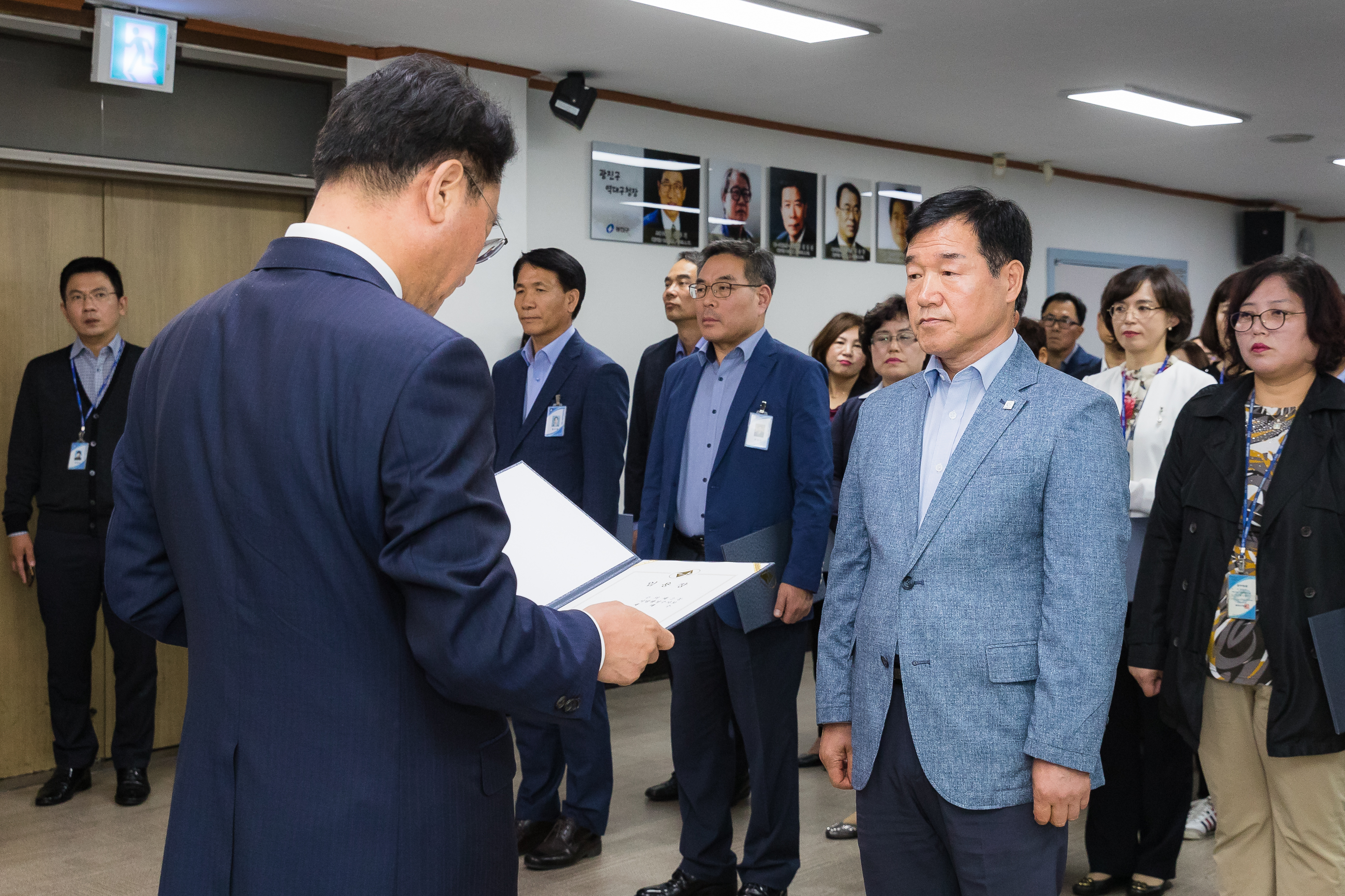 20181005-5급 이하 공무원 임용장 수여식 176310.jpg