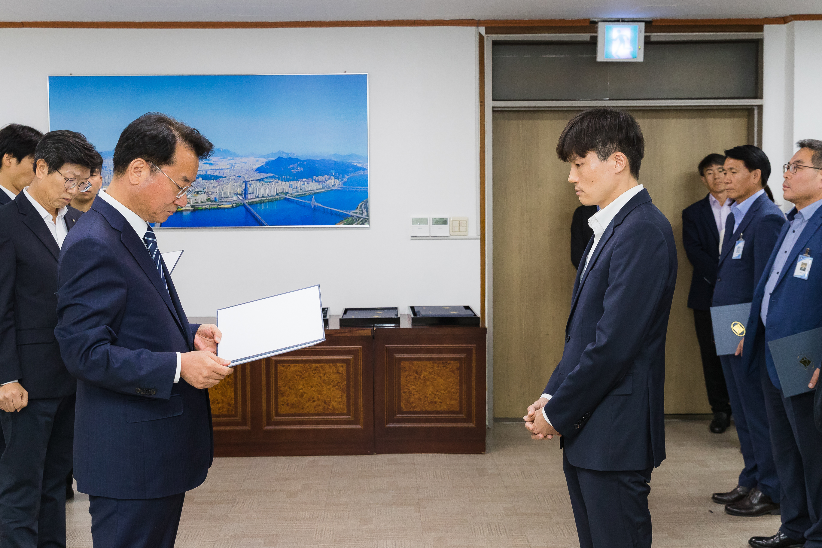 20181005-5급 이하 공무원 임용장 수여식 176326.jpg