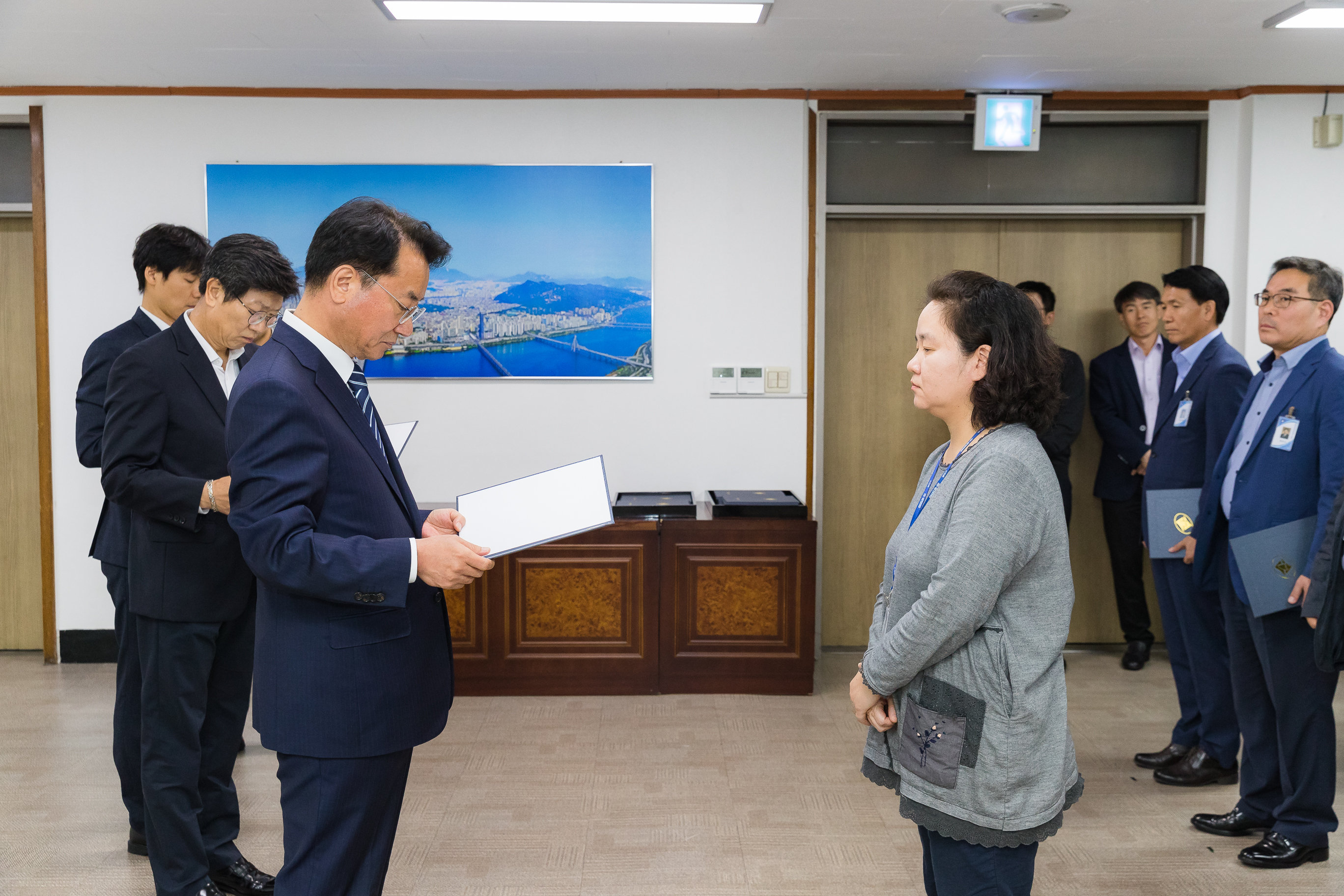 20181005-5급 이하 공무원 임용장 수여식 176331.jpg