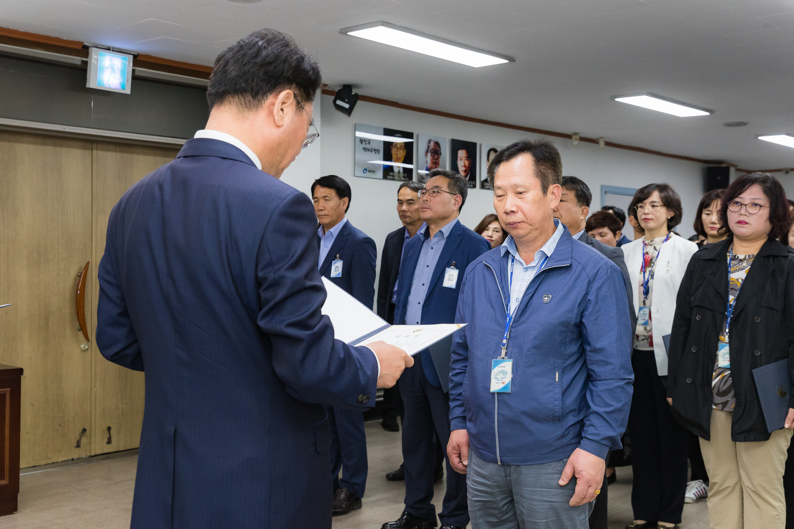 20181005-5급 이하 공무원 임용장 수여식 176348.jpg