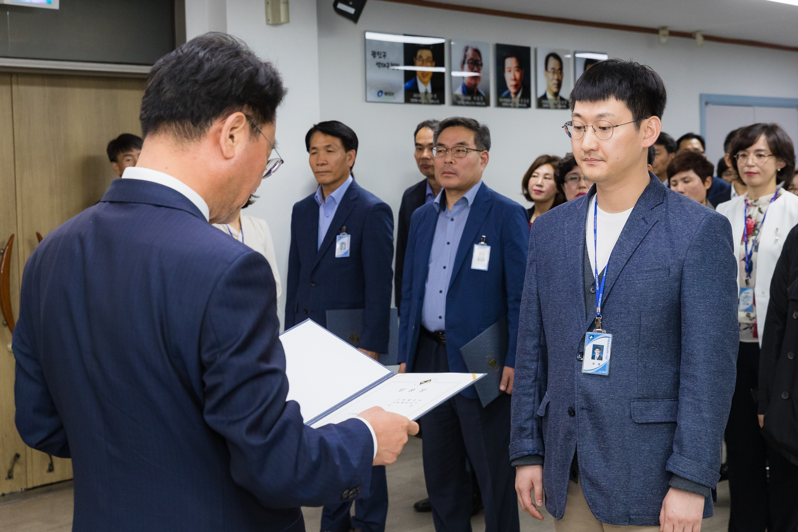 20181005-5급 이하 공무원 임용장 수여식 176354.jpg