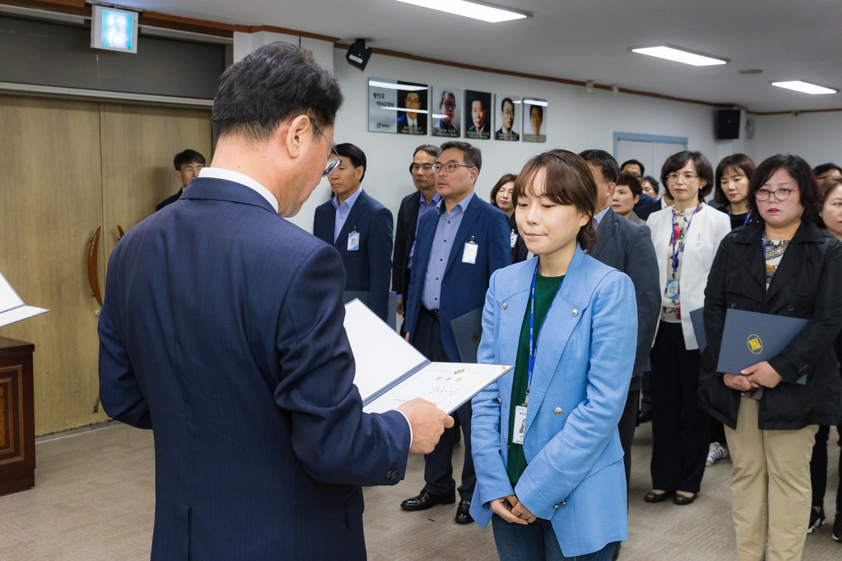 20181005-5급 이하 공무원 임용장 수여식 176368.jpg