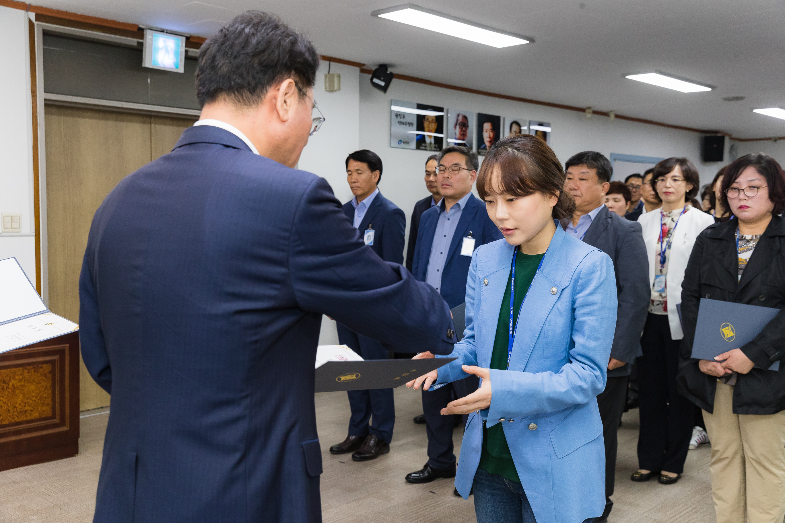 20181005-5급 이하 공무원 임용장 수여식 176370.jpg