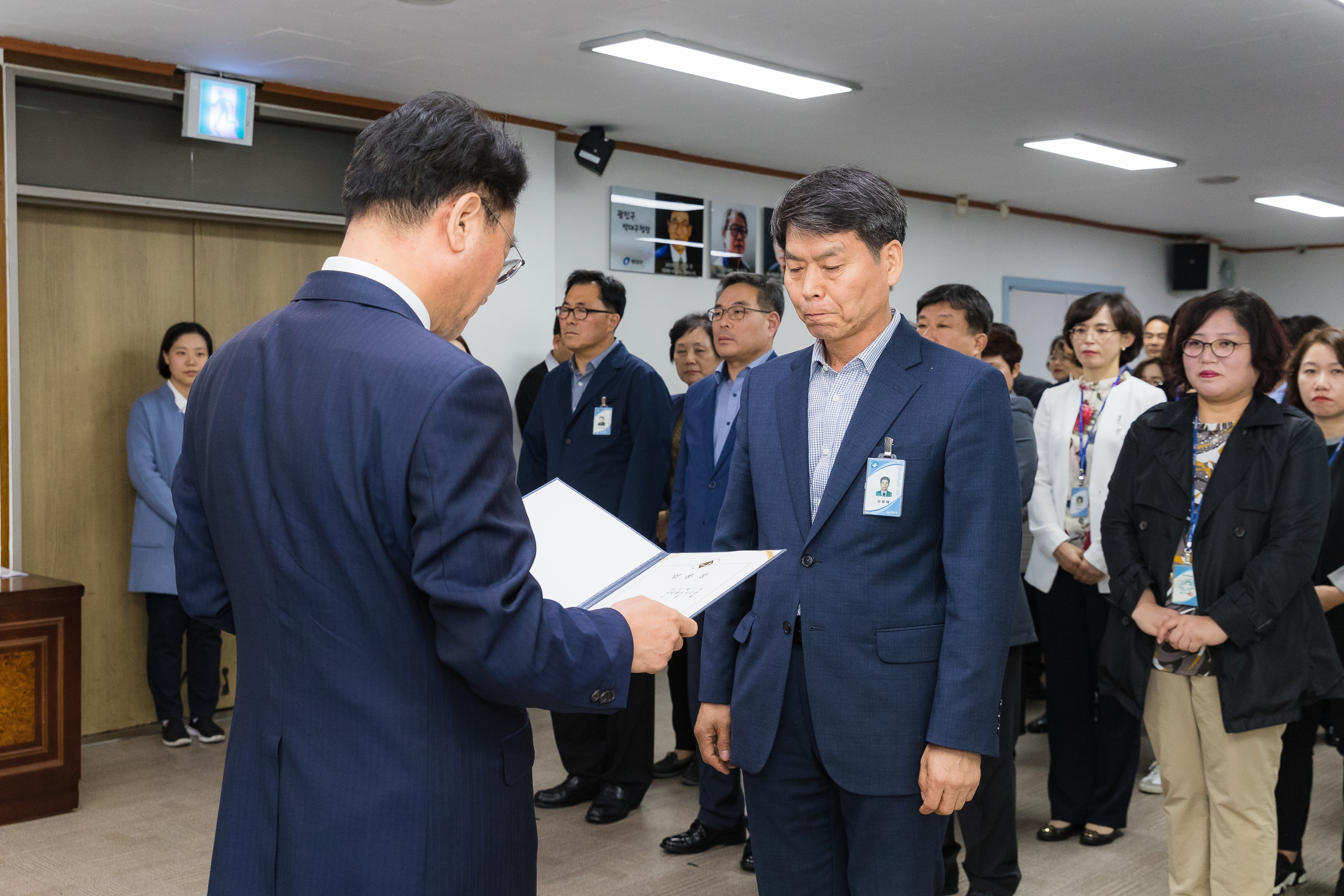 20181005-5급 이하 공무원 임용장 수여식 176177.jpg