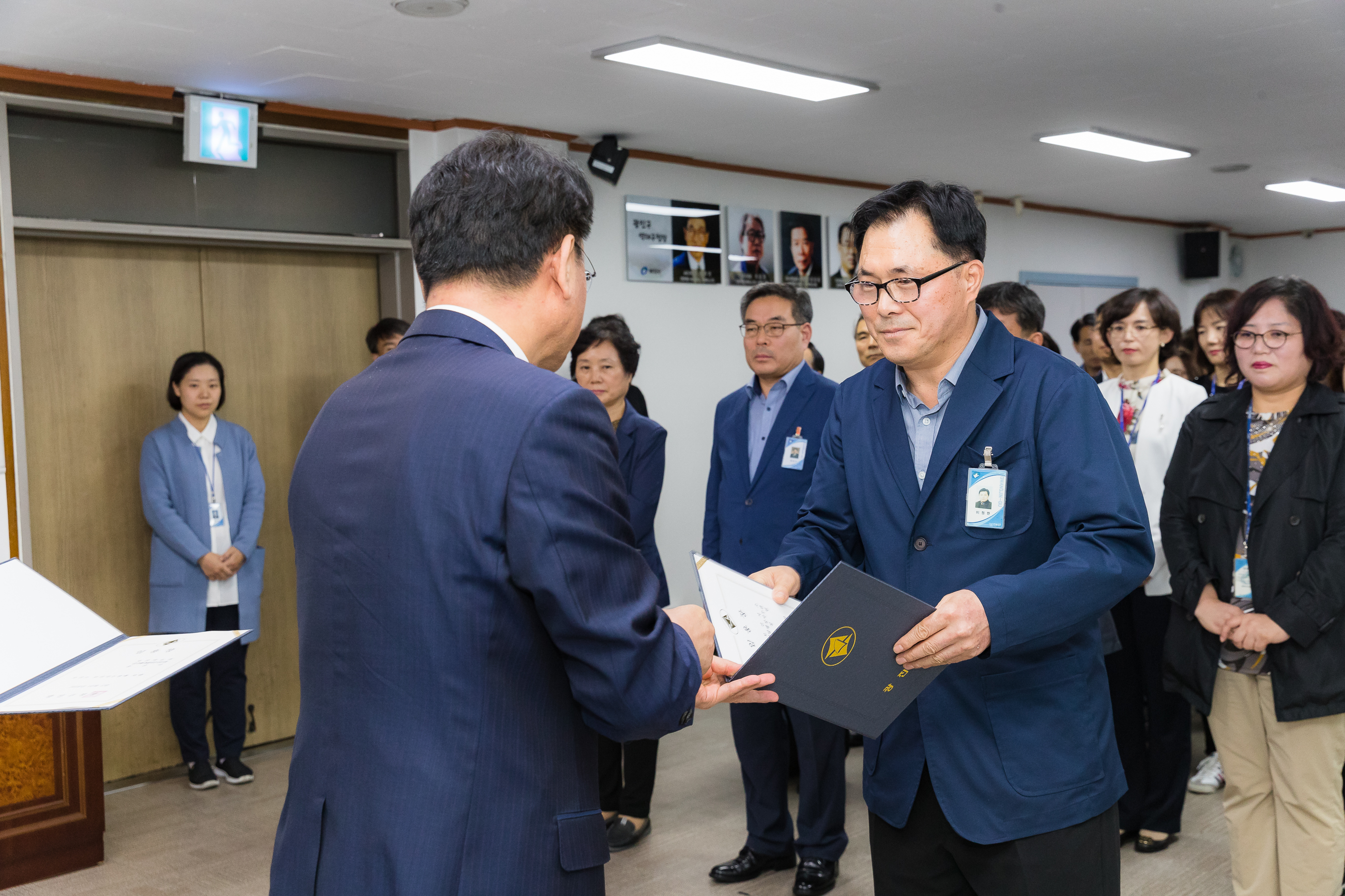 20181005-5급 이하 공무원 임용장 수여식 176181.jpg