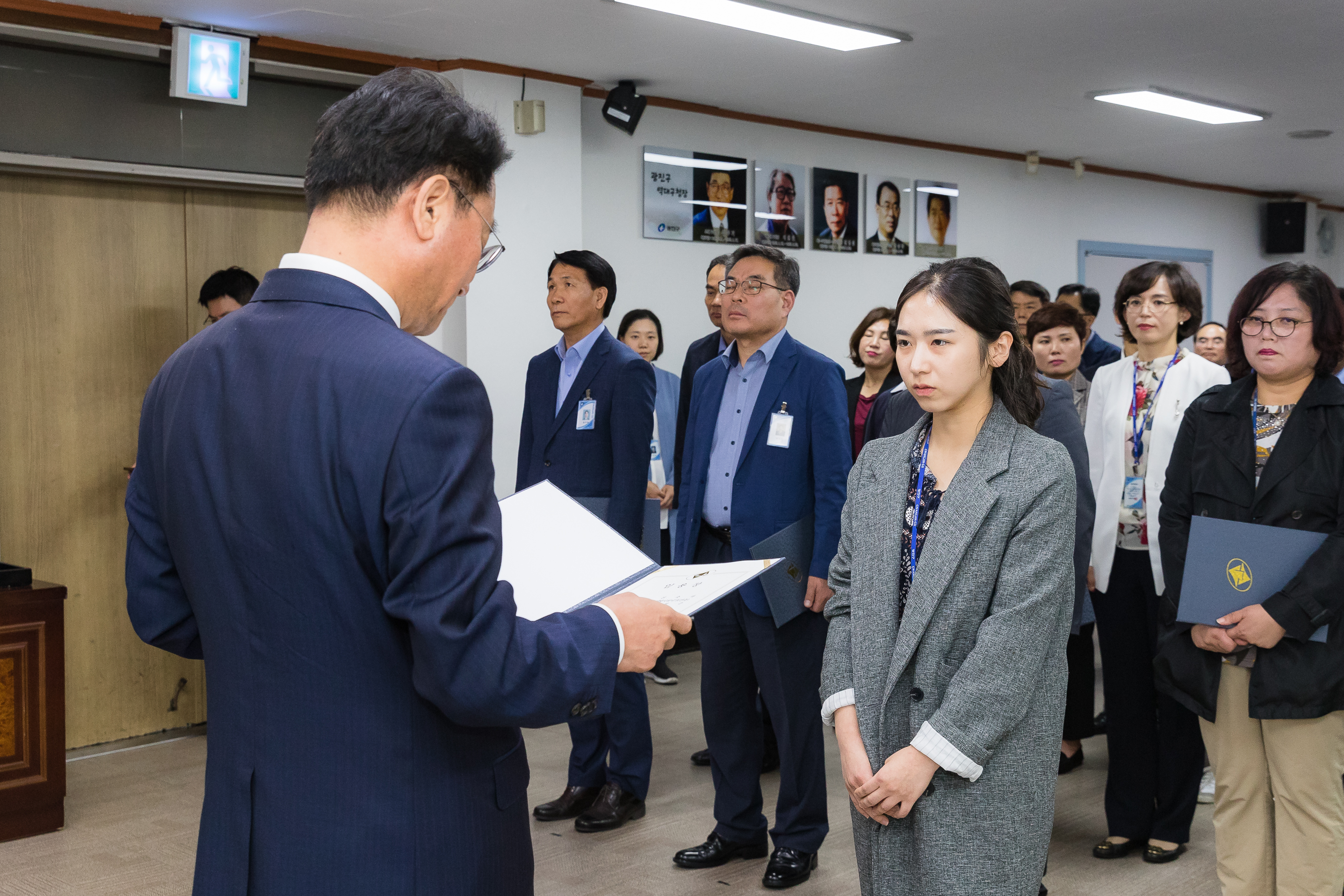 20181005-5급 이하 공무원 임용장 수여식 176389.jpg