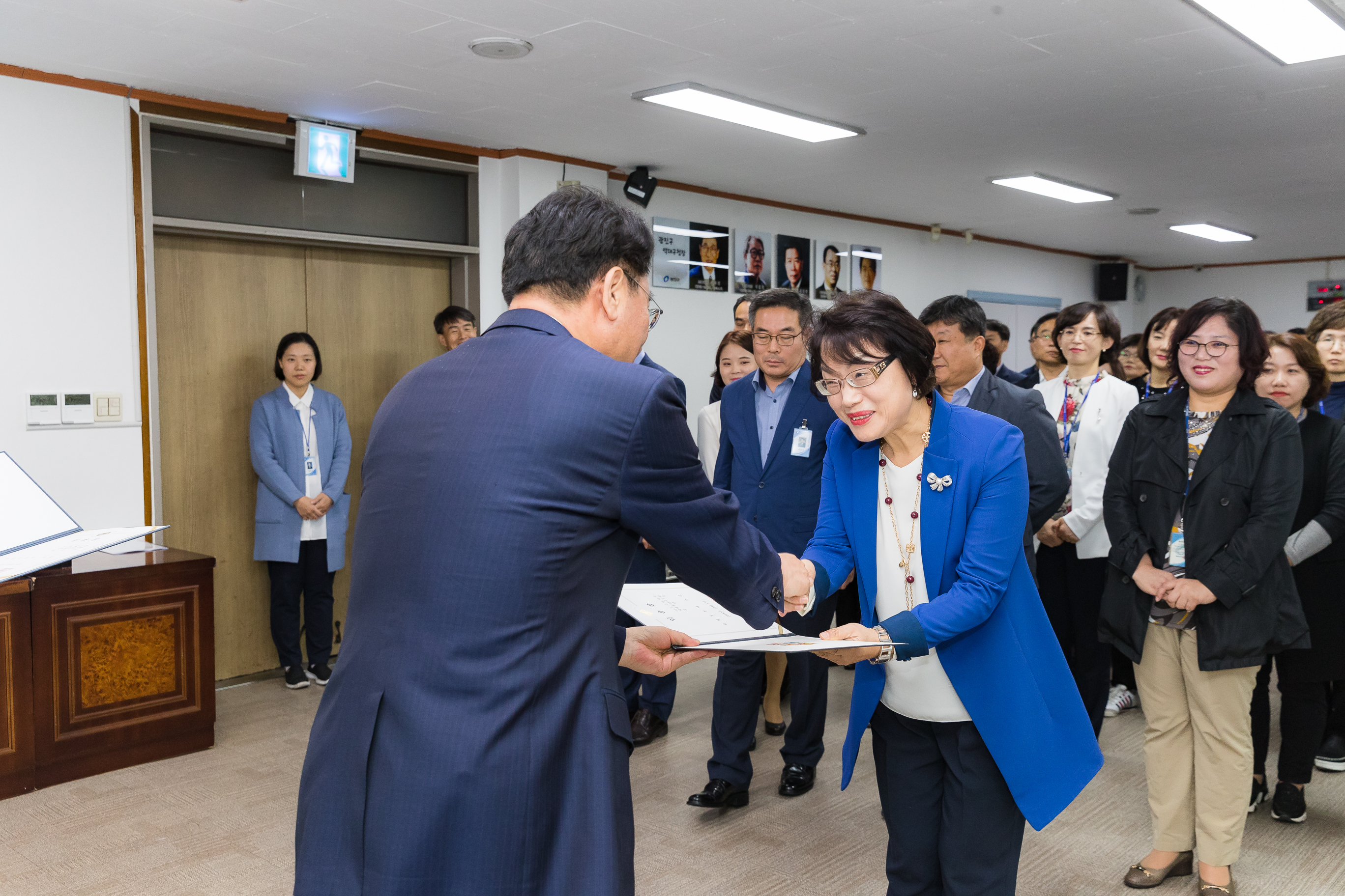 20181005-5급 이하 공무원 임용장 수여식 176195.jpg