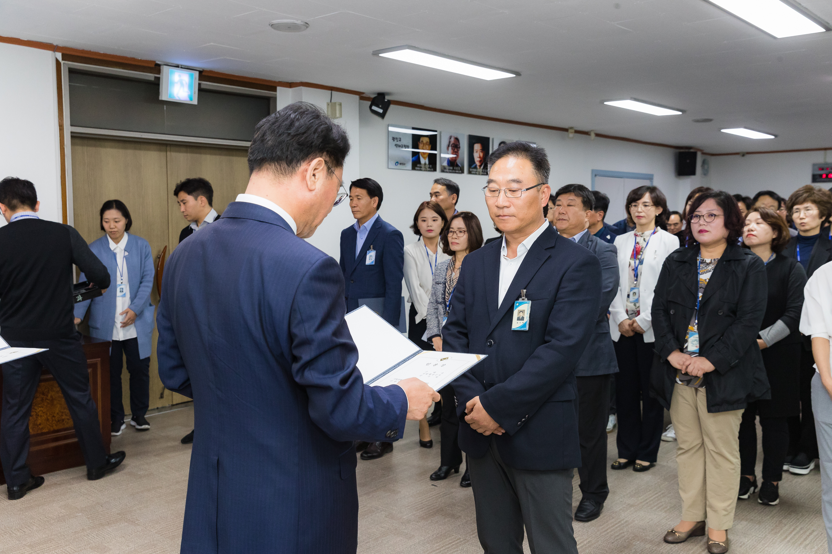 20181005-5급 이하 공무원 임용장 수여식 176205.jpg