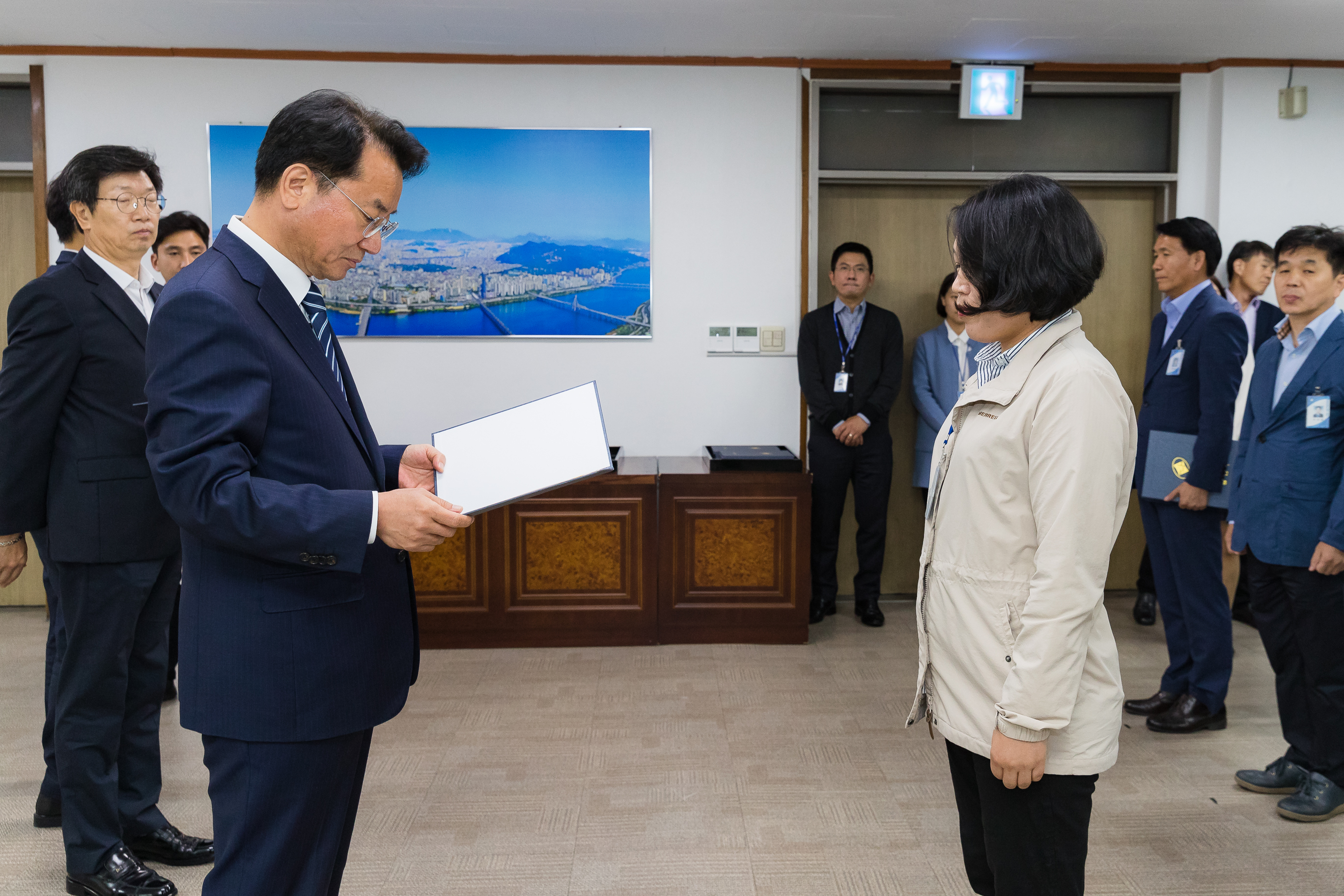 20181005-5급 이하 공무원 임용장 수여식 176215.jpg