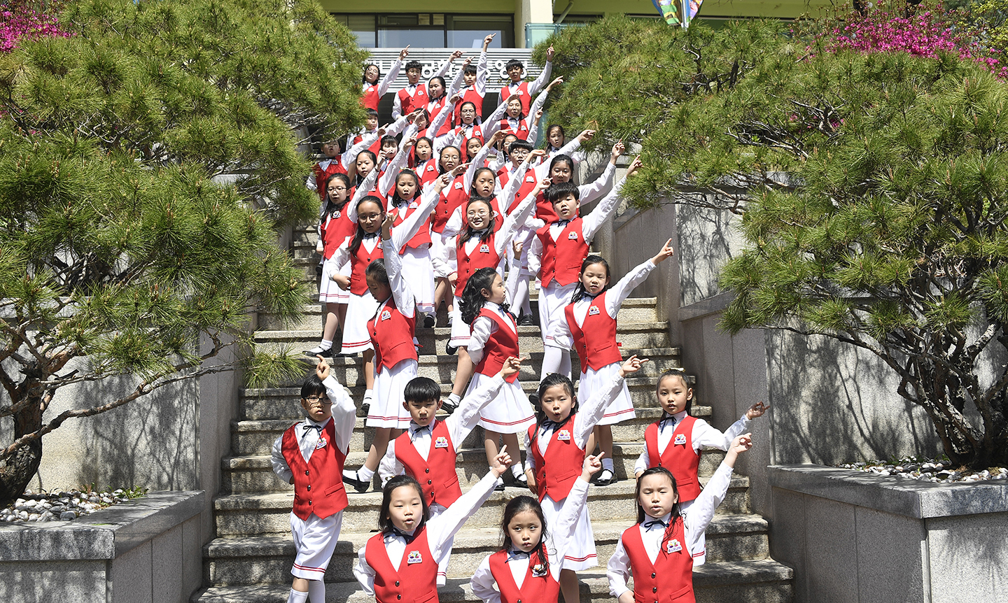 20180425-아우룸합창단 서울동화축제 버스킹 172475.jpg