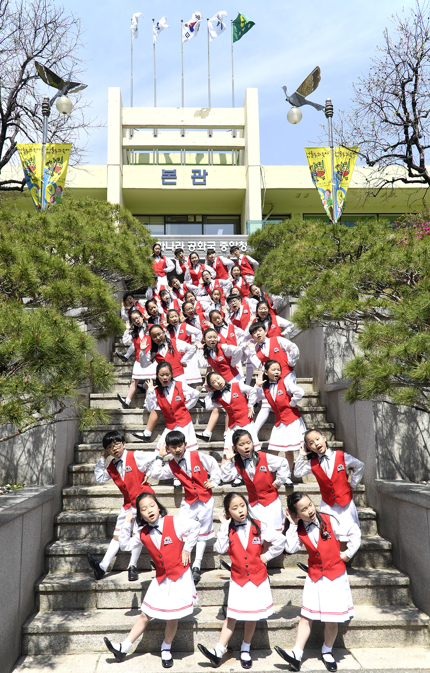 20180425-아우룸합창단 서울동화축제 버스킹 172468.jpg