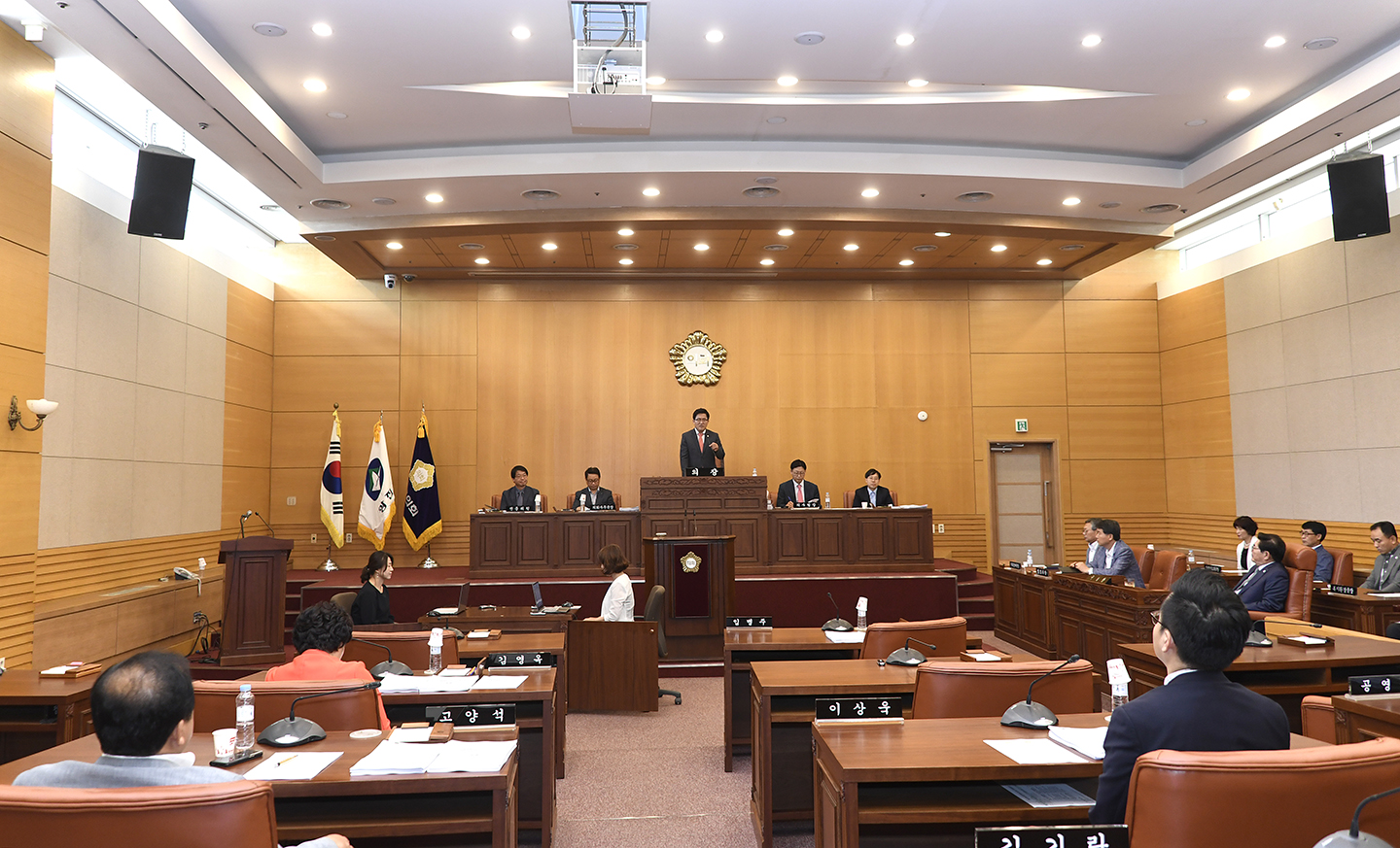 20180622-제215회 광진구의회 임시회 폐회 174167.jpg