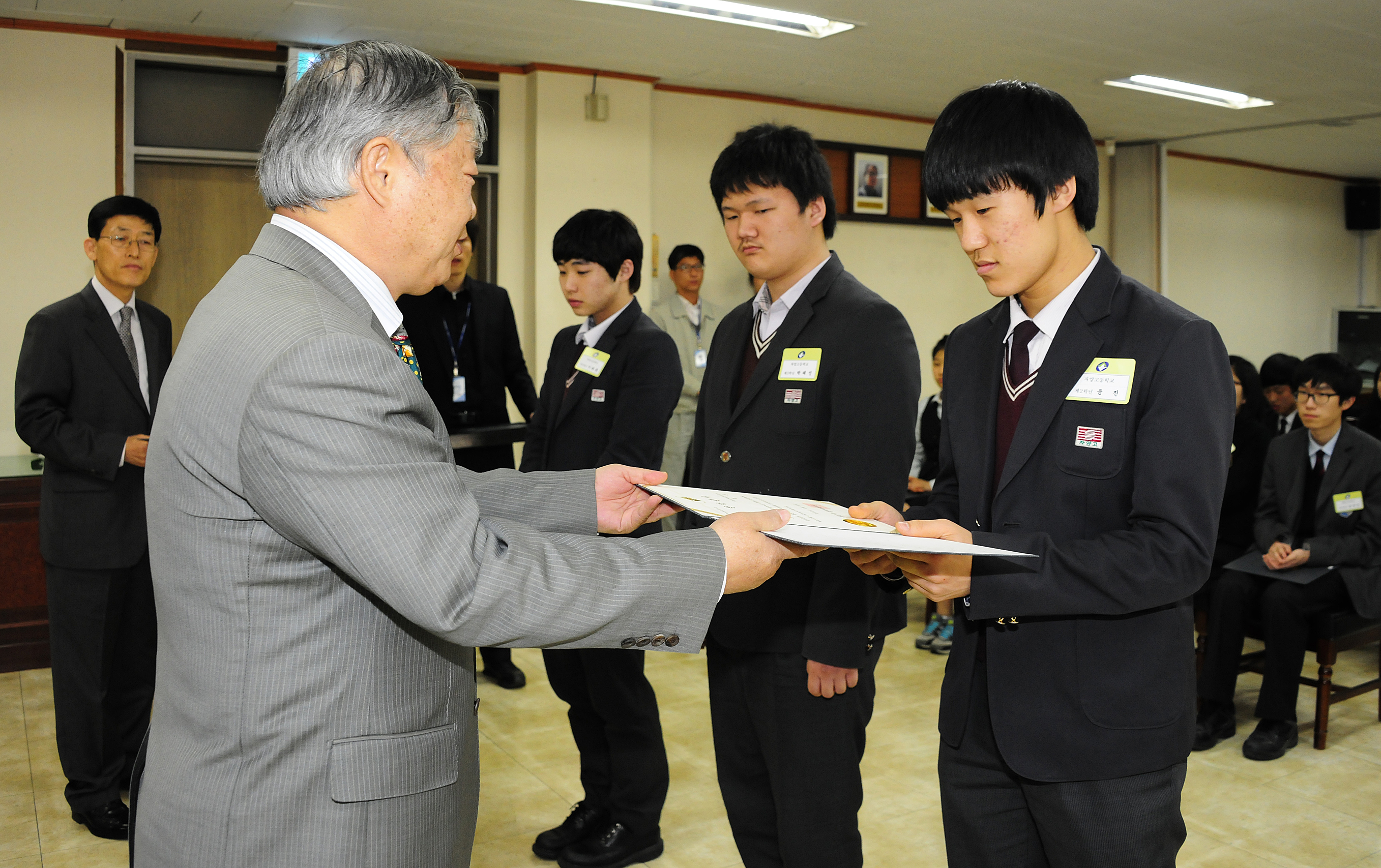 20120416-광진구 장학위원회 장학증서 수여식 51721.JPG