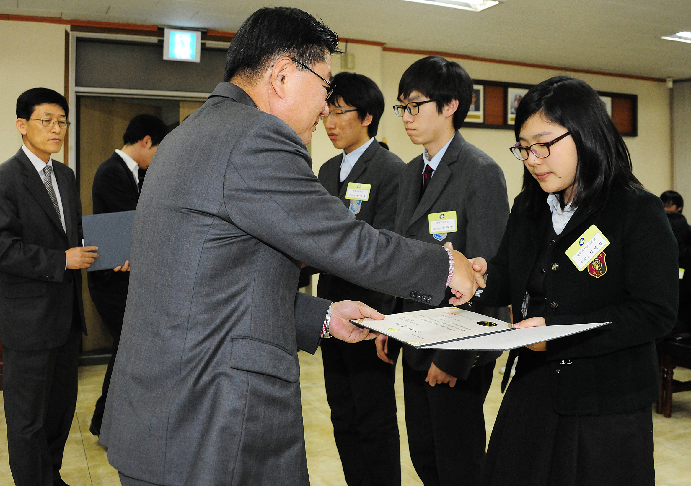 20120416-광진구 장학위원회 장학증서 수여식 51676.JPG