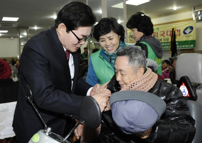 20131126-새마을부녀회 사랑의 목도리 전달식 91559.JPG