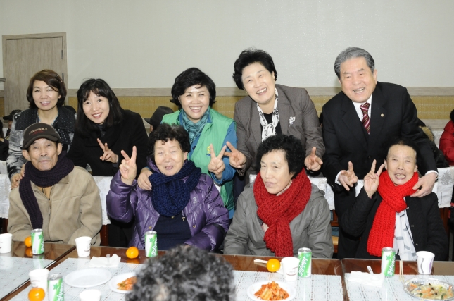 20131126-새마을부녀회 사랑의 목도리 전달식 91568.JPG