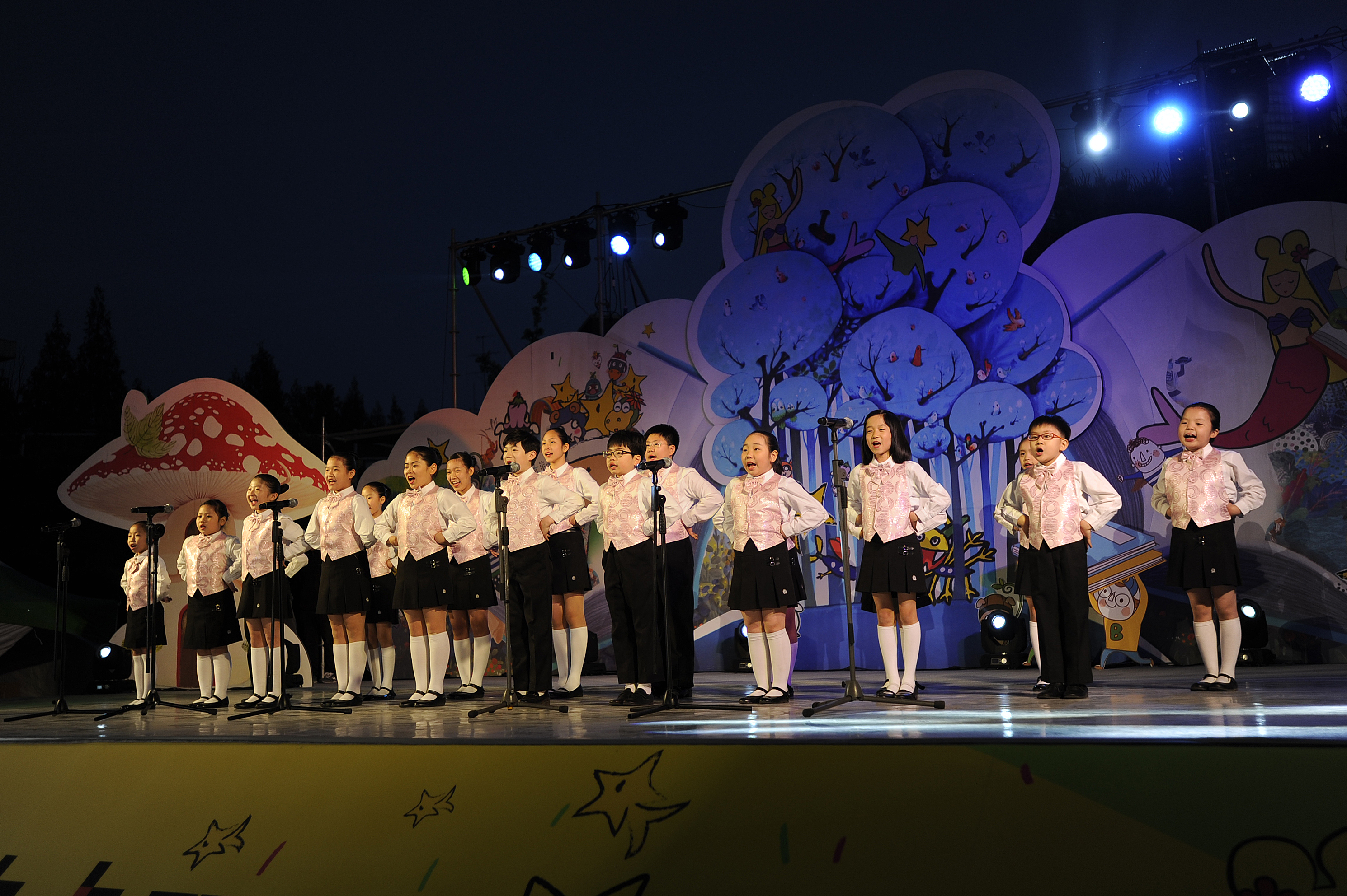 20150504-제4회 서울동화축제 전야제 117487.JPG