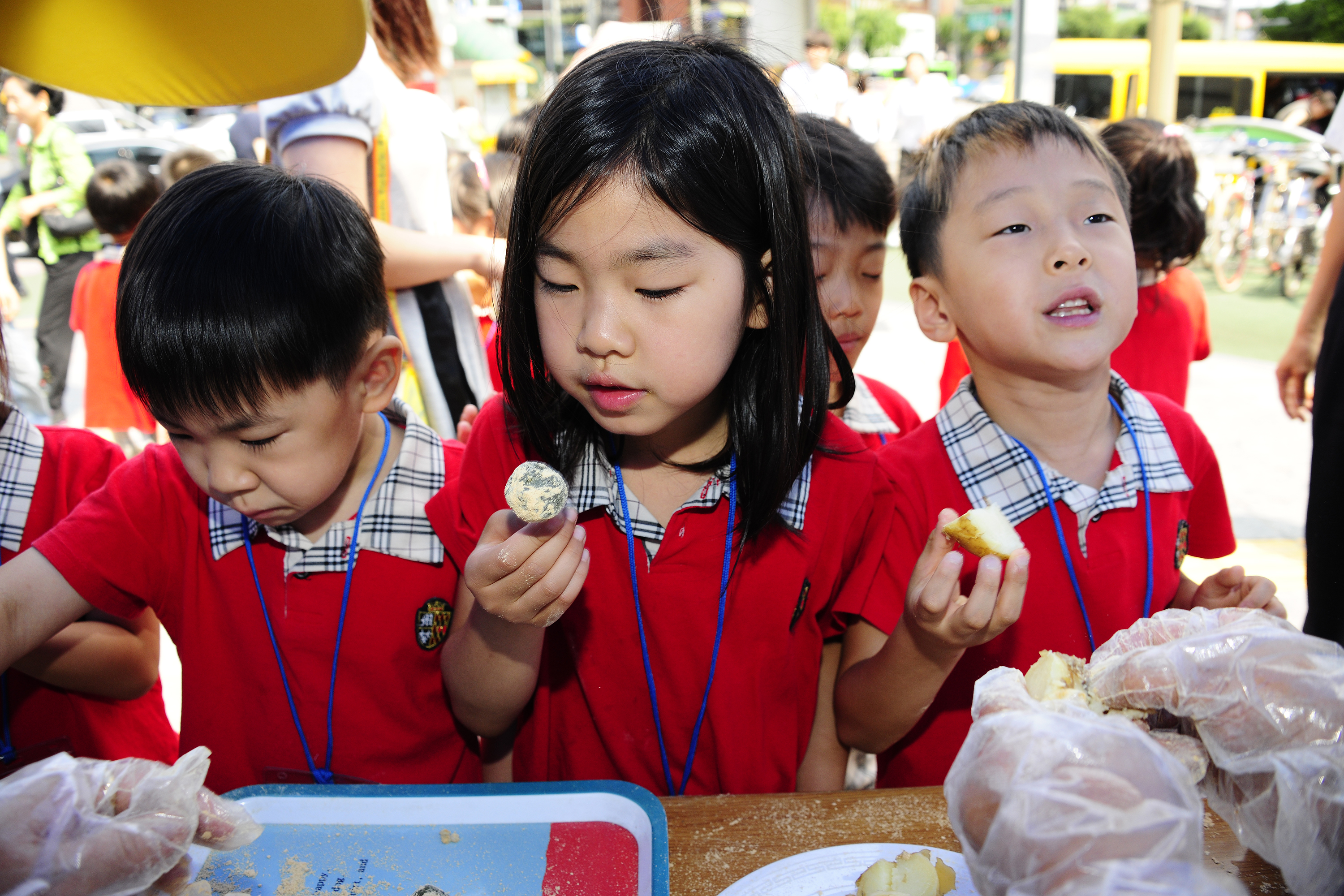 20120625-한국자유총연맹 625전쟁터 음식재현 무료시식회 56827.JPG