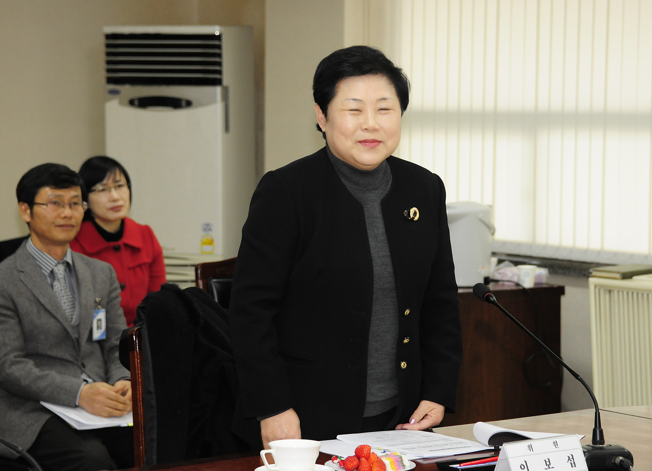 20120217-생활보장 위원회 50091.JPG