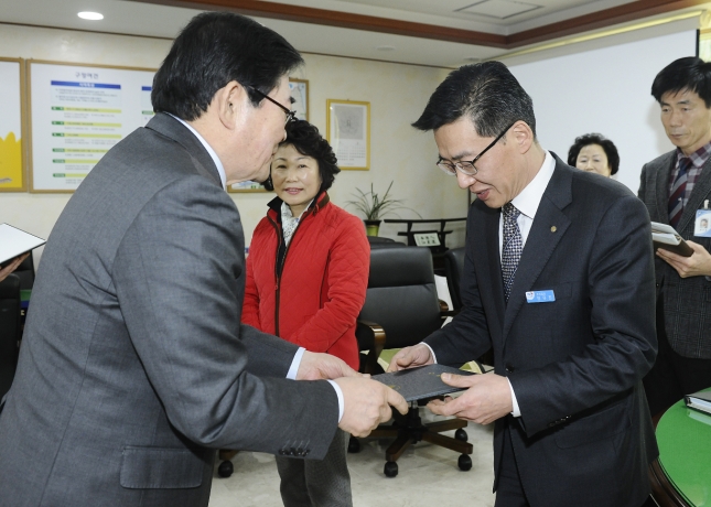 20160224-아차산해맞이 축제 유공자표창 및 감사패수여 134288.JPG