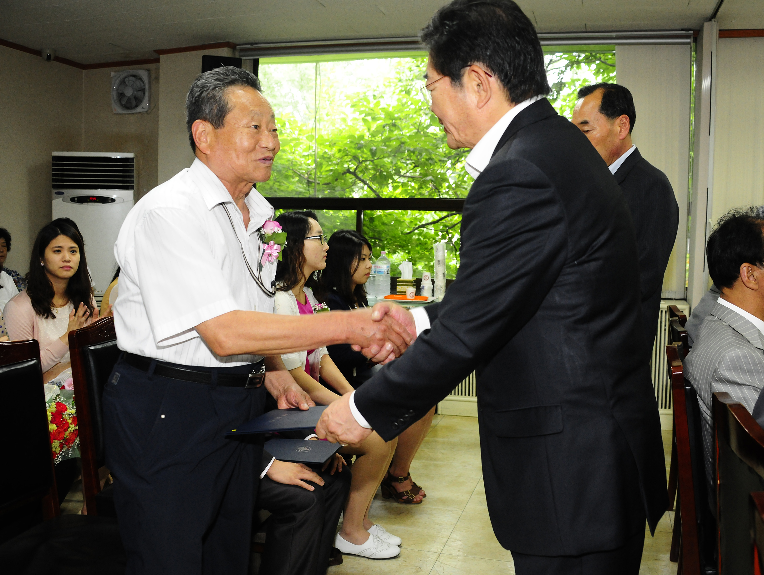 20120629-6월 정기구민표창 57279.JPG