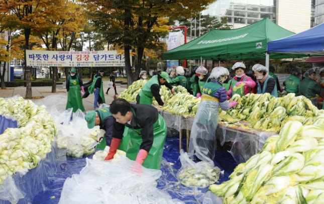 20151111-사랑의 김장 담가 드리기 128482.JPG