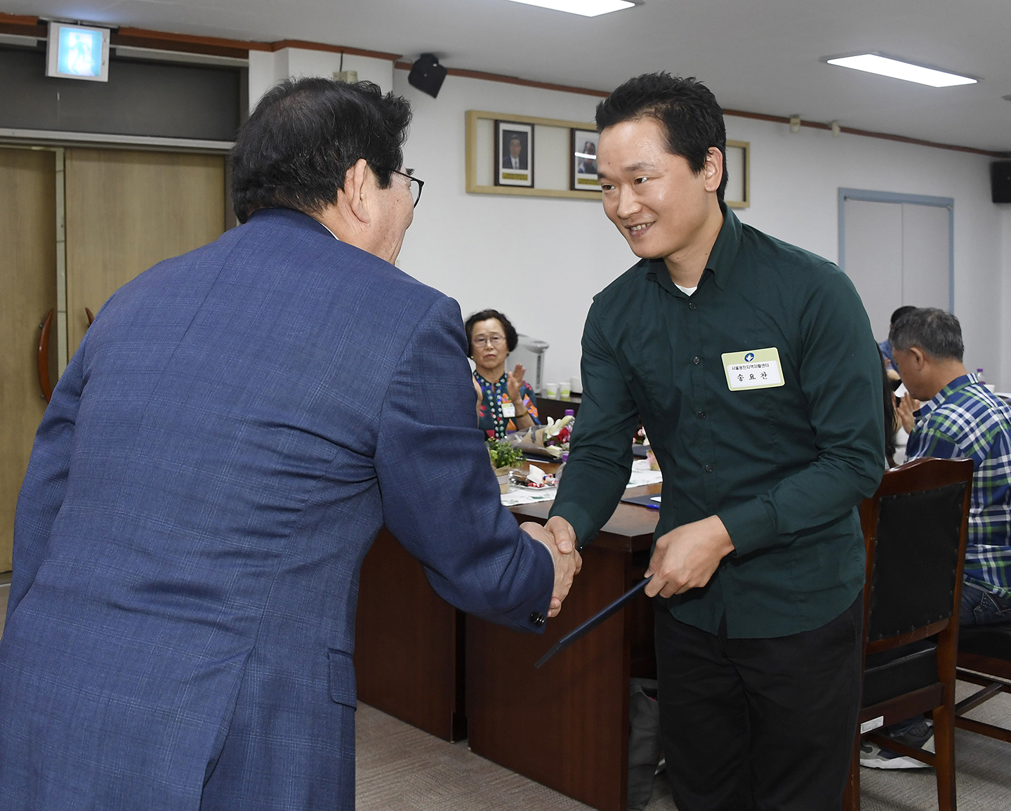 20170829-8월 정기구민표창 수여식 159856.jpg