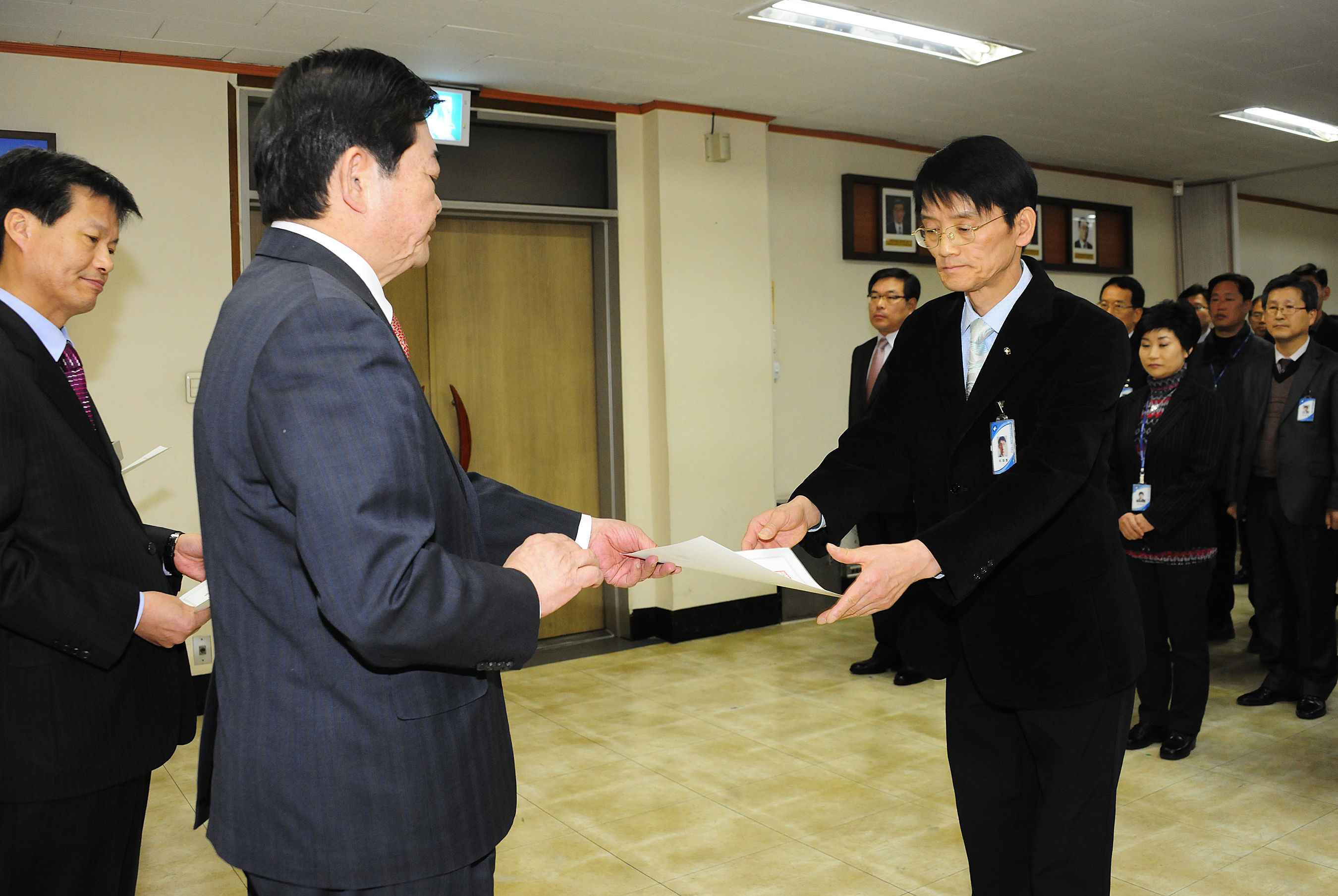20120312-6급이하공무원 전입 및 승진 전보 발령 50706.JPG