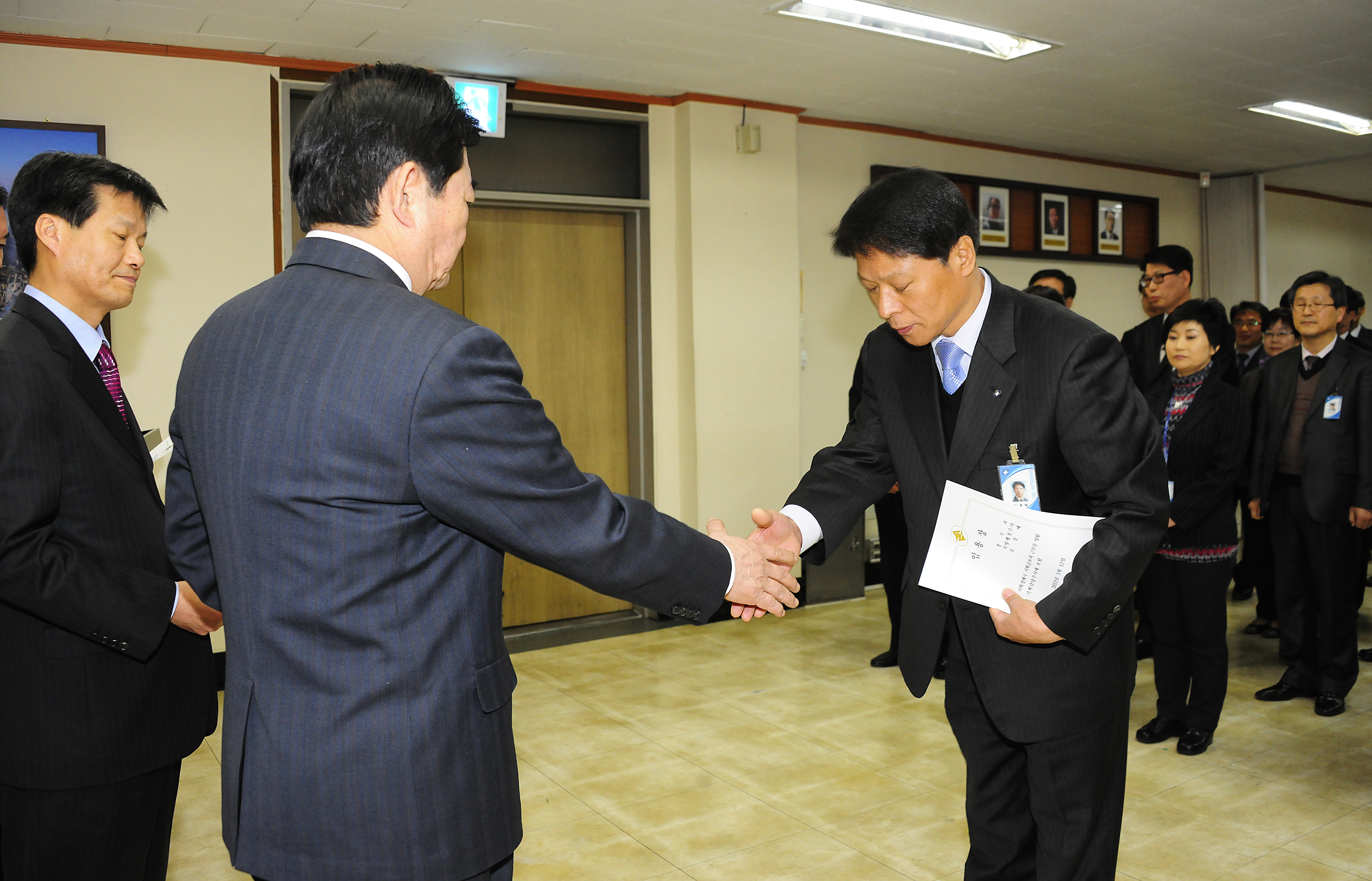 20120312-6급이하공무원 전입 및 승진 전보 발령 50691.JPG