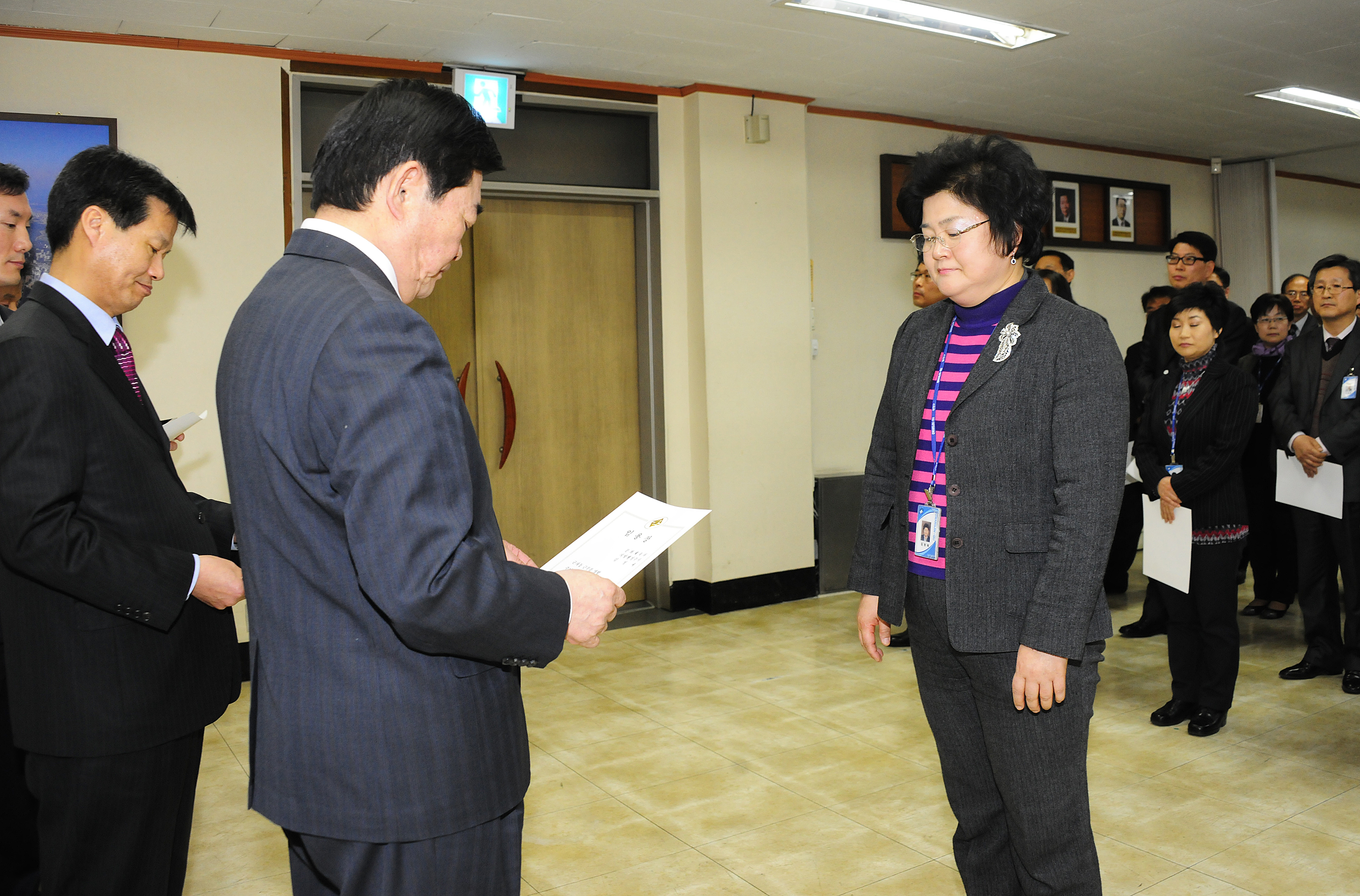 20120312-6급이하공무원 전입 및 승진 전보 발령 50748.JPG