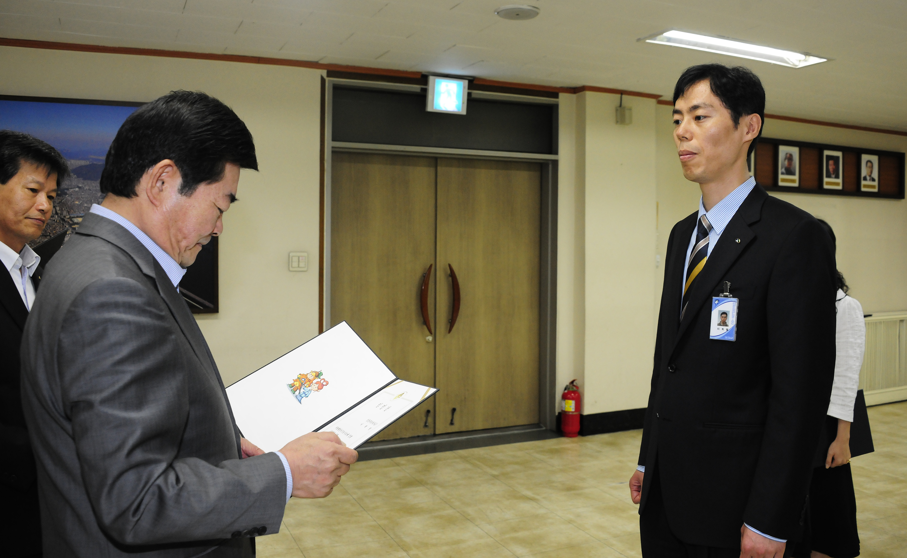 20120601-일반직 공무원 신규 발령 55849.JPG