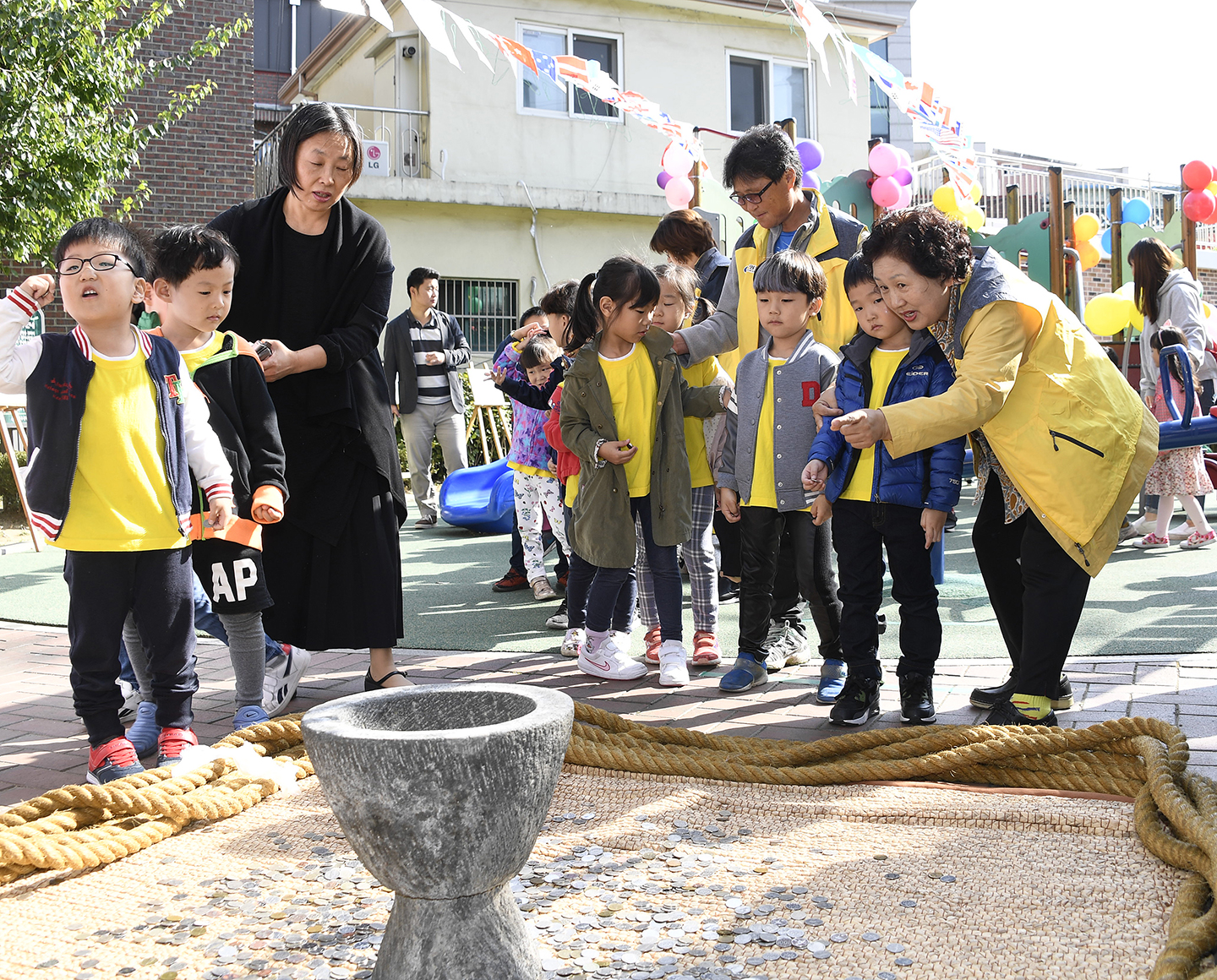 20171024-군자동 사랑을 모아 동전던지기 163104.jpg