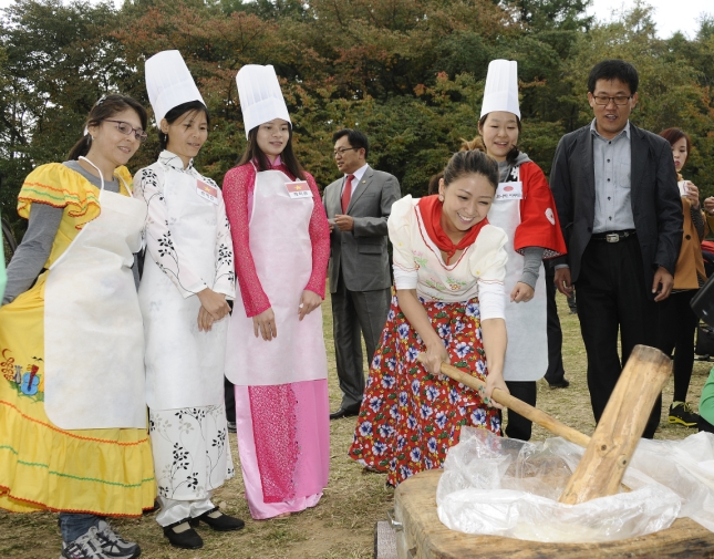 20131024-광진구 새마을부녀회 다문화 음식 페스티발 및 체육대회 89107.JPG