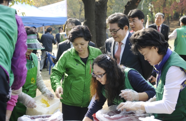 20131024-광진구 새마을부녀회 다문화 음식 페스티발 및 체육대회 89045.JPG