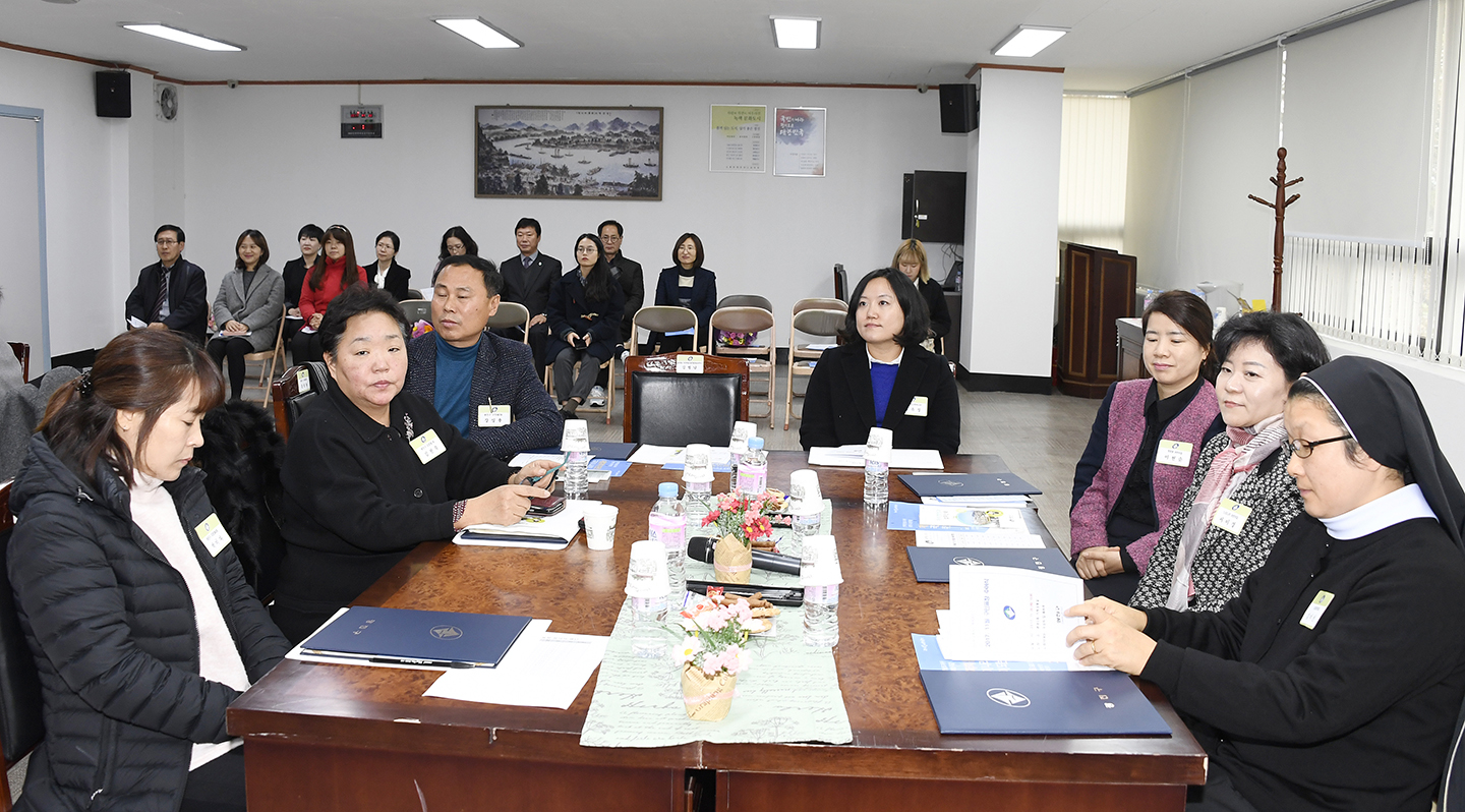 20171128-11월 정기구민표창 수여 165430.jpg